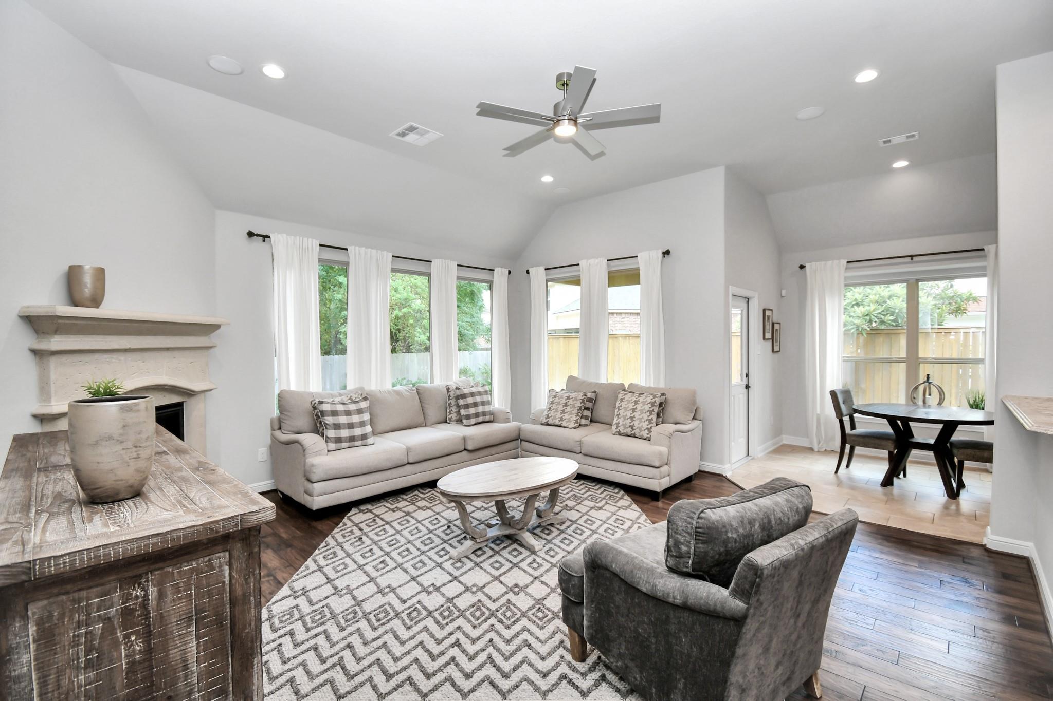 2031 Bradbury Forest Drive