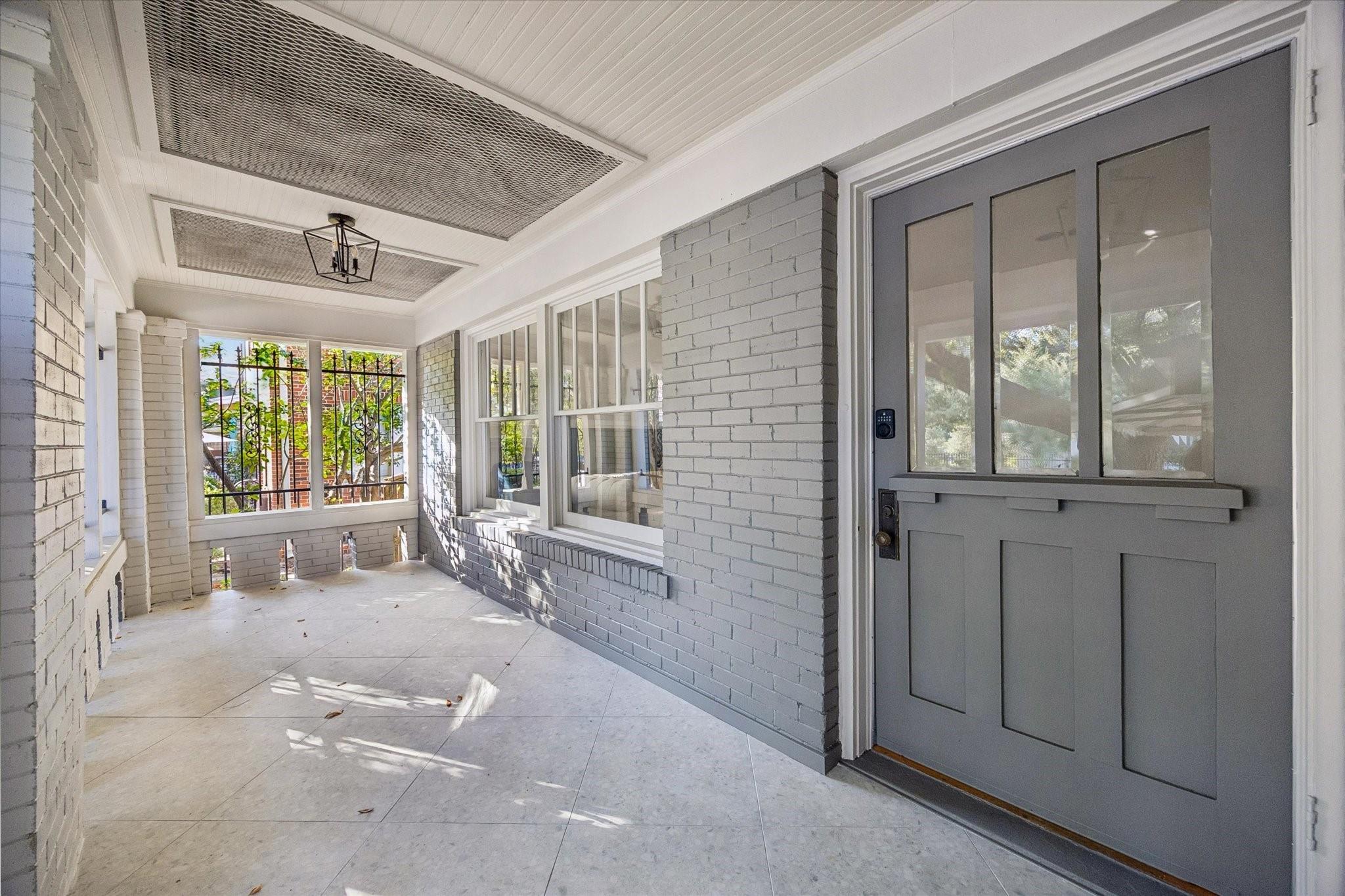 524 Hawthorne Street