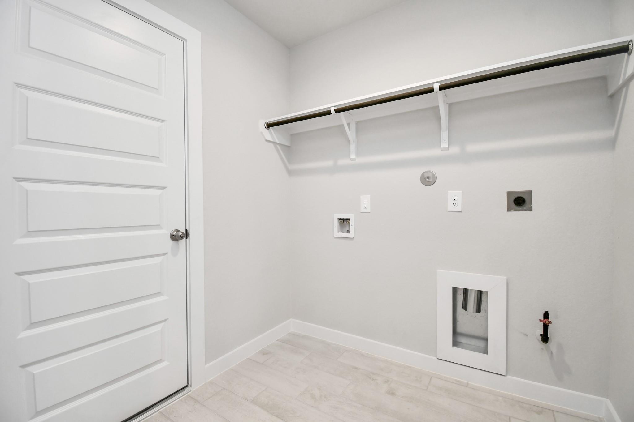 14707 Diamond Dove Lane