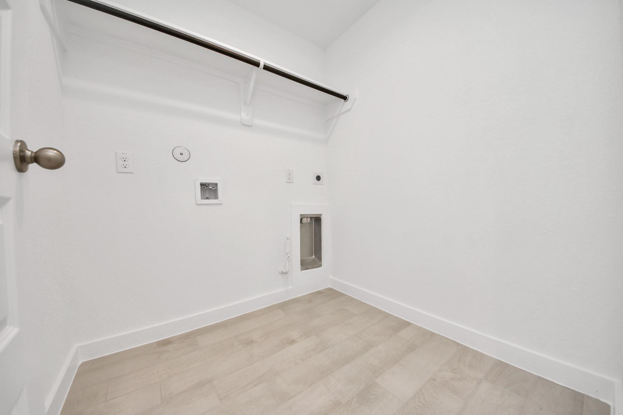 3077 Spoolwood Trail