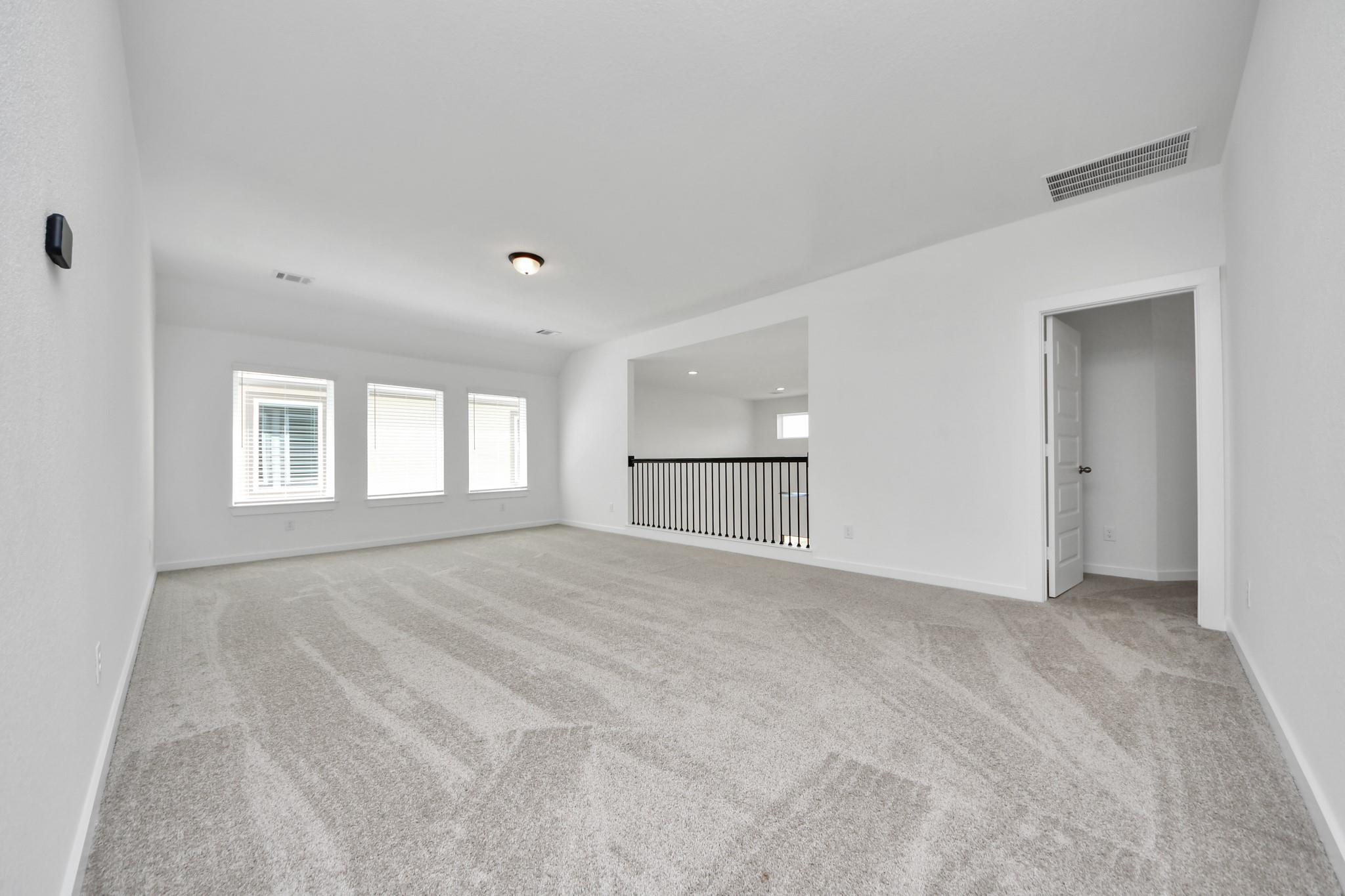 3077 Spoolwood Trail