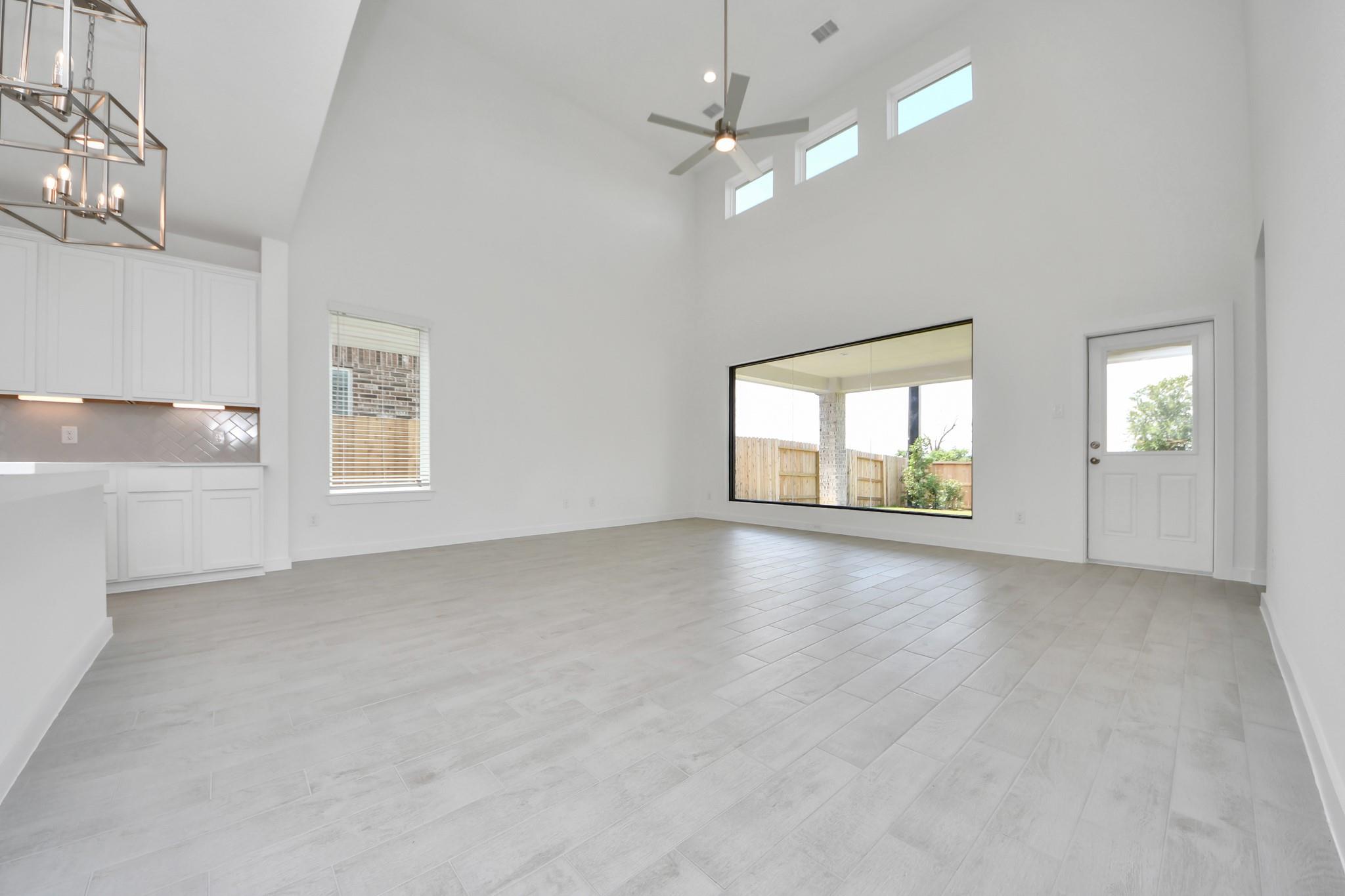 3077 Spoolwood Trail