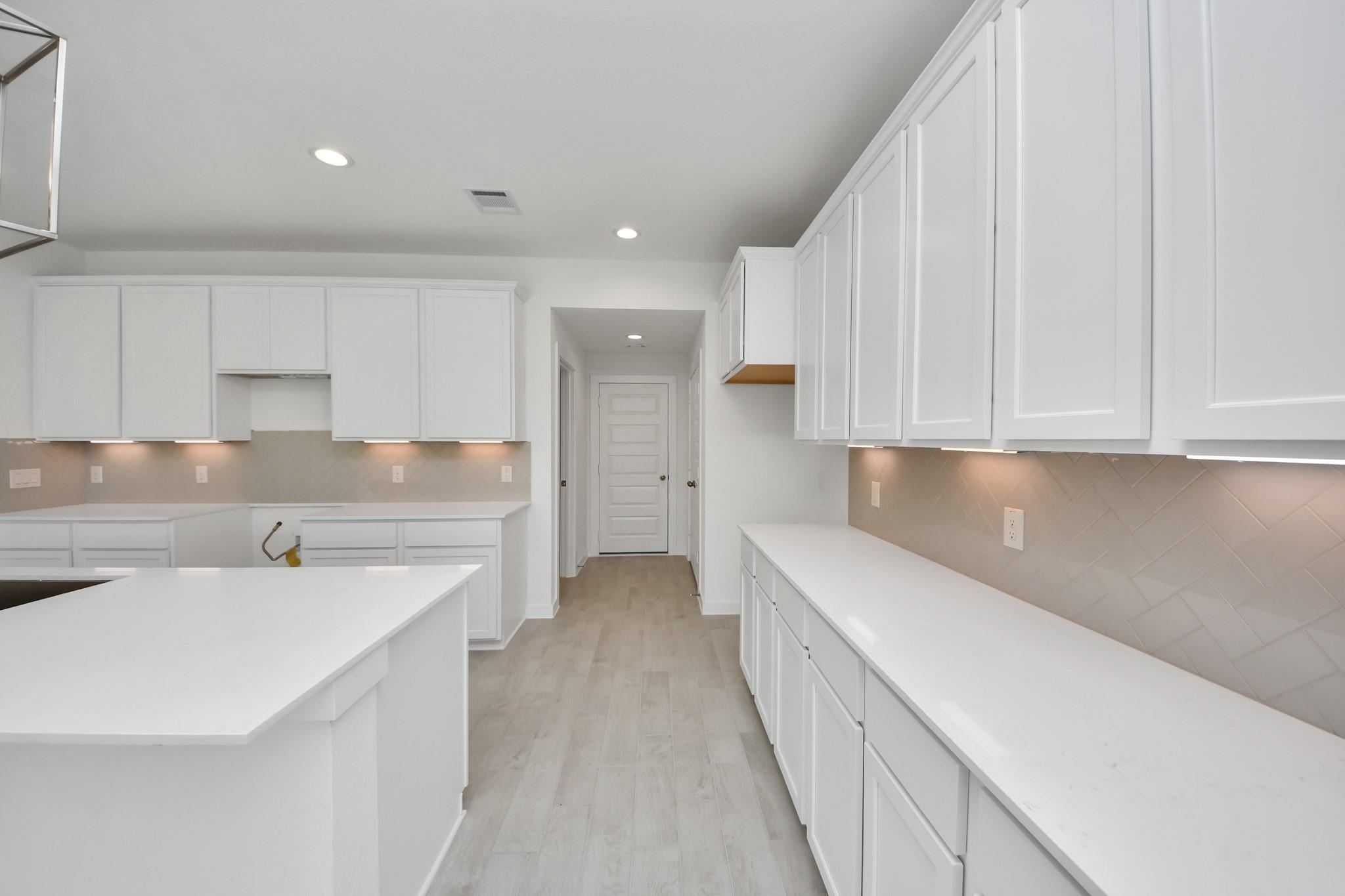 3077 Spoolwood Trail