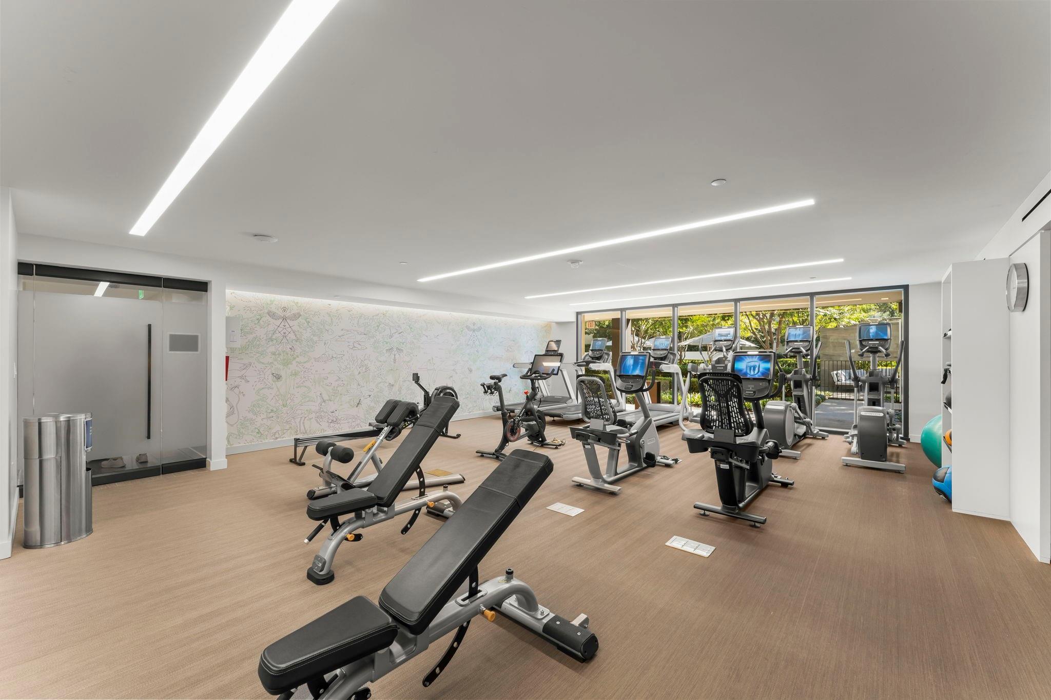 3433 Westheimer Road # 1005