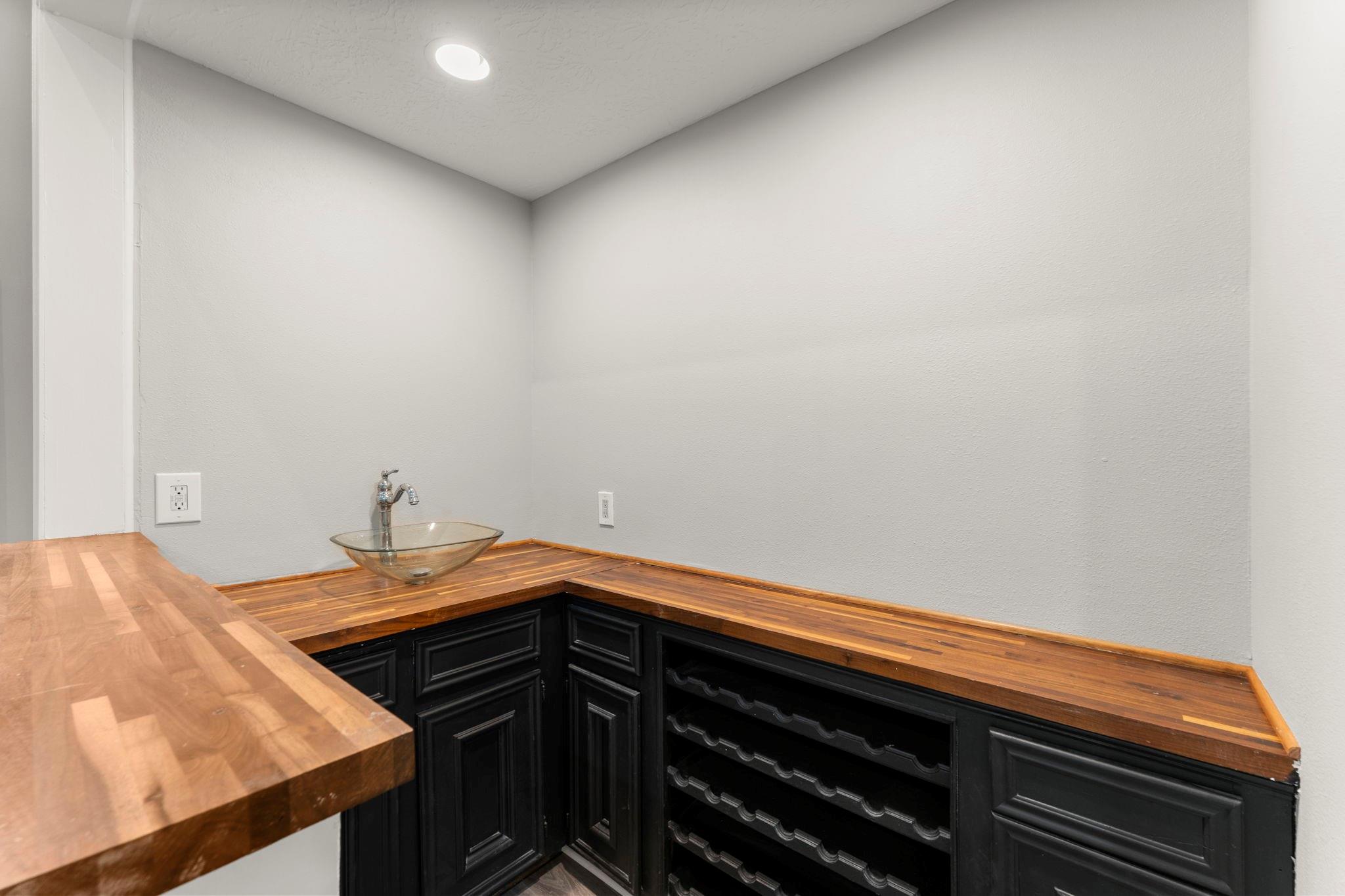 6415 Singing Creek Lane