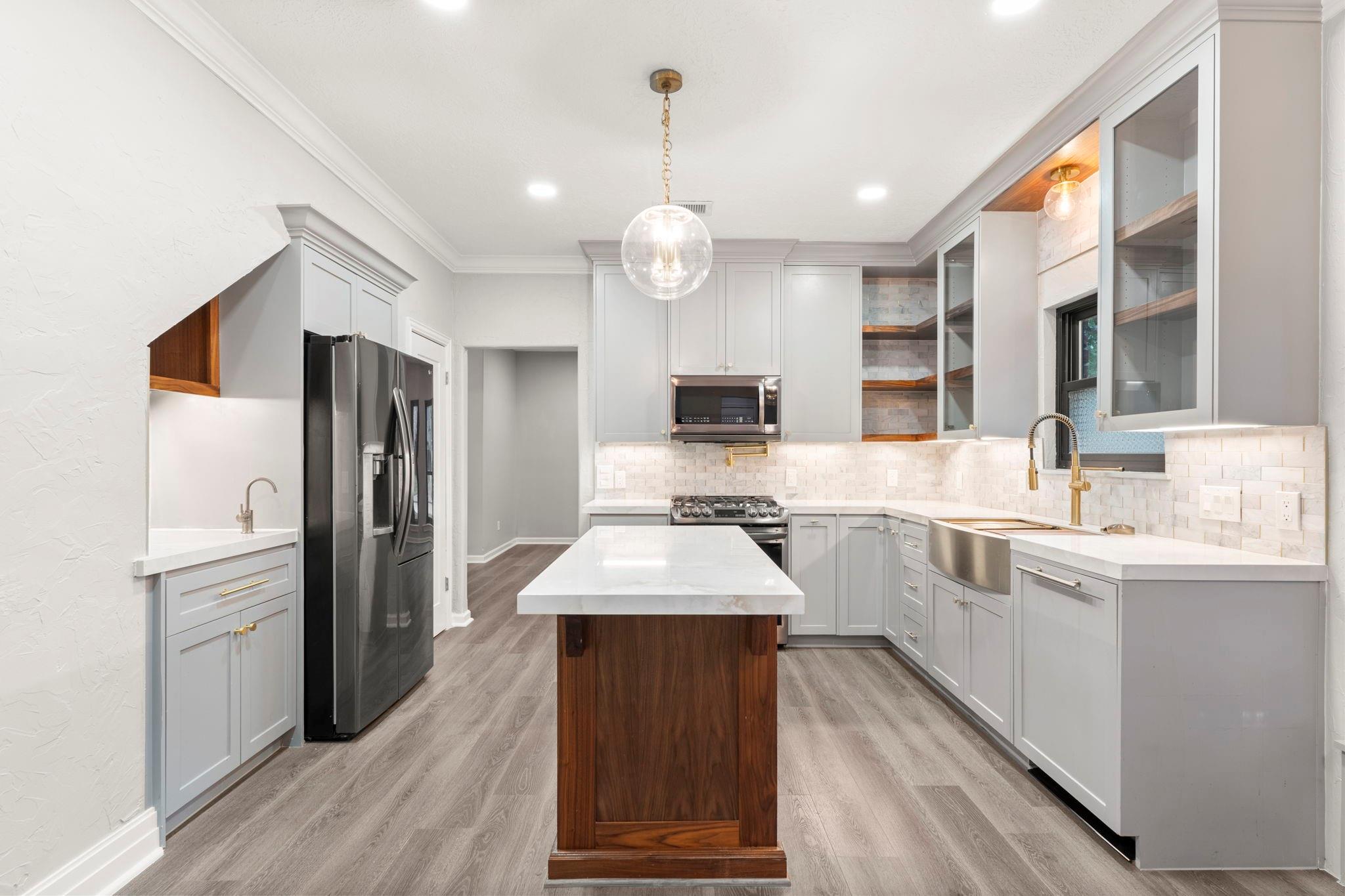 6415 Singing Creek Lane