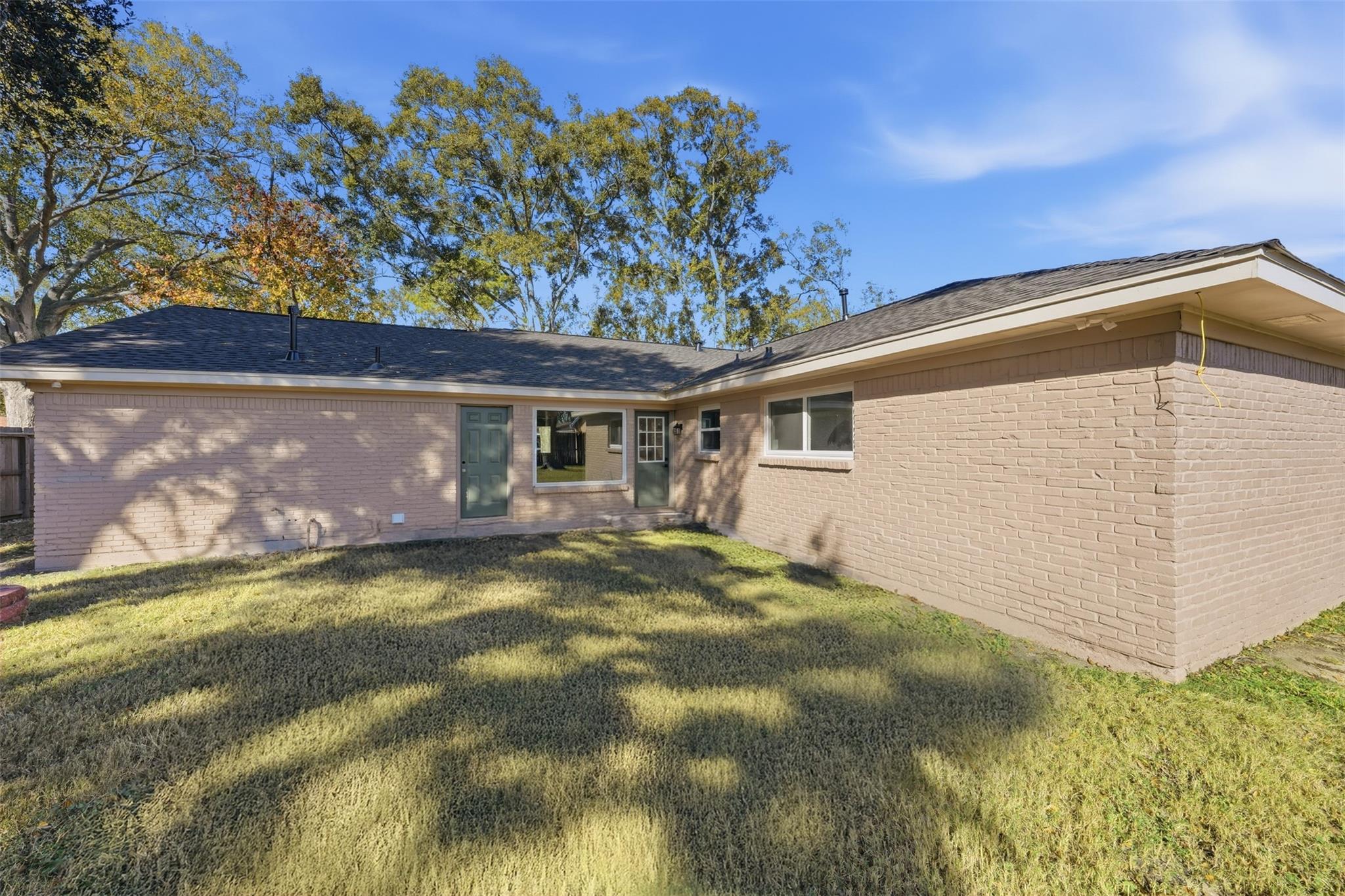 5002 Cedar Creek Drive