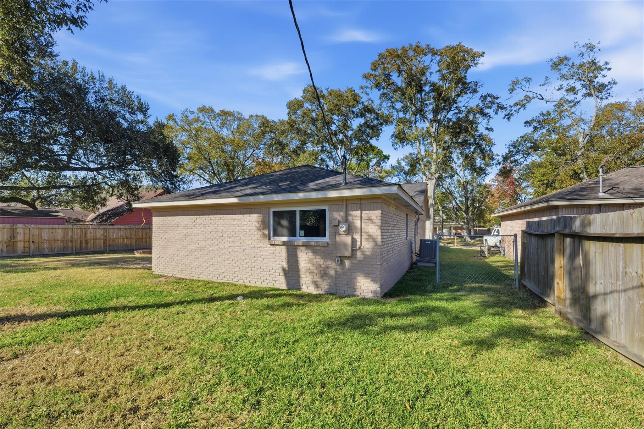 5002 Cedar Creek Drive