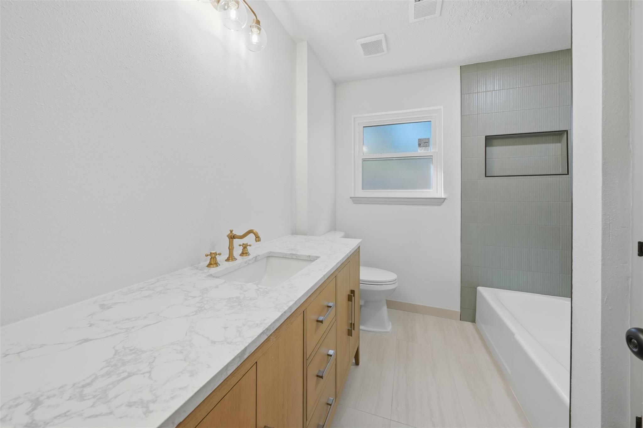 5002 Cedar Creek Drive