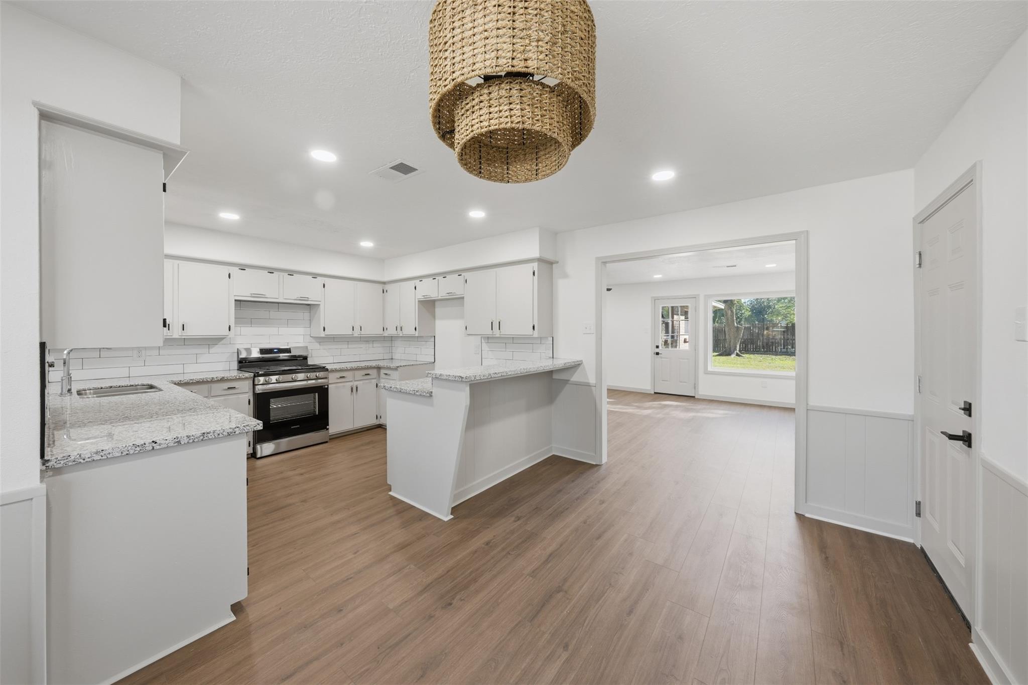 5002 Cedar Creek Drive