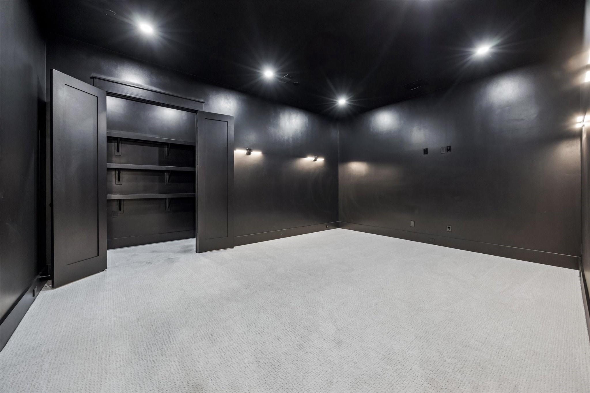 431 W 30th Street