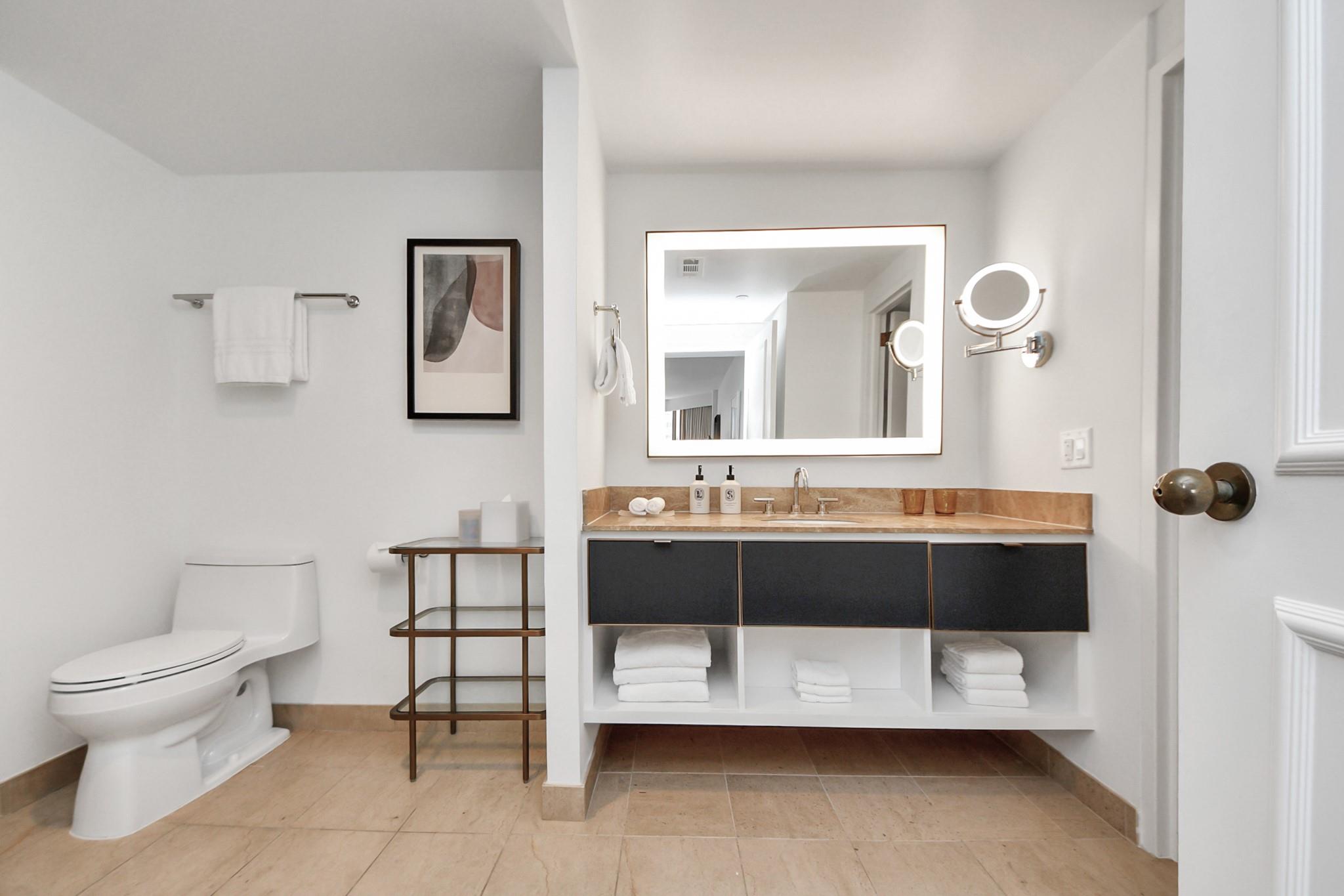 1300 Lamar Street # S9