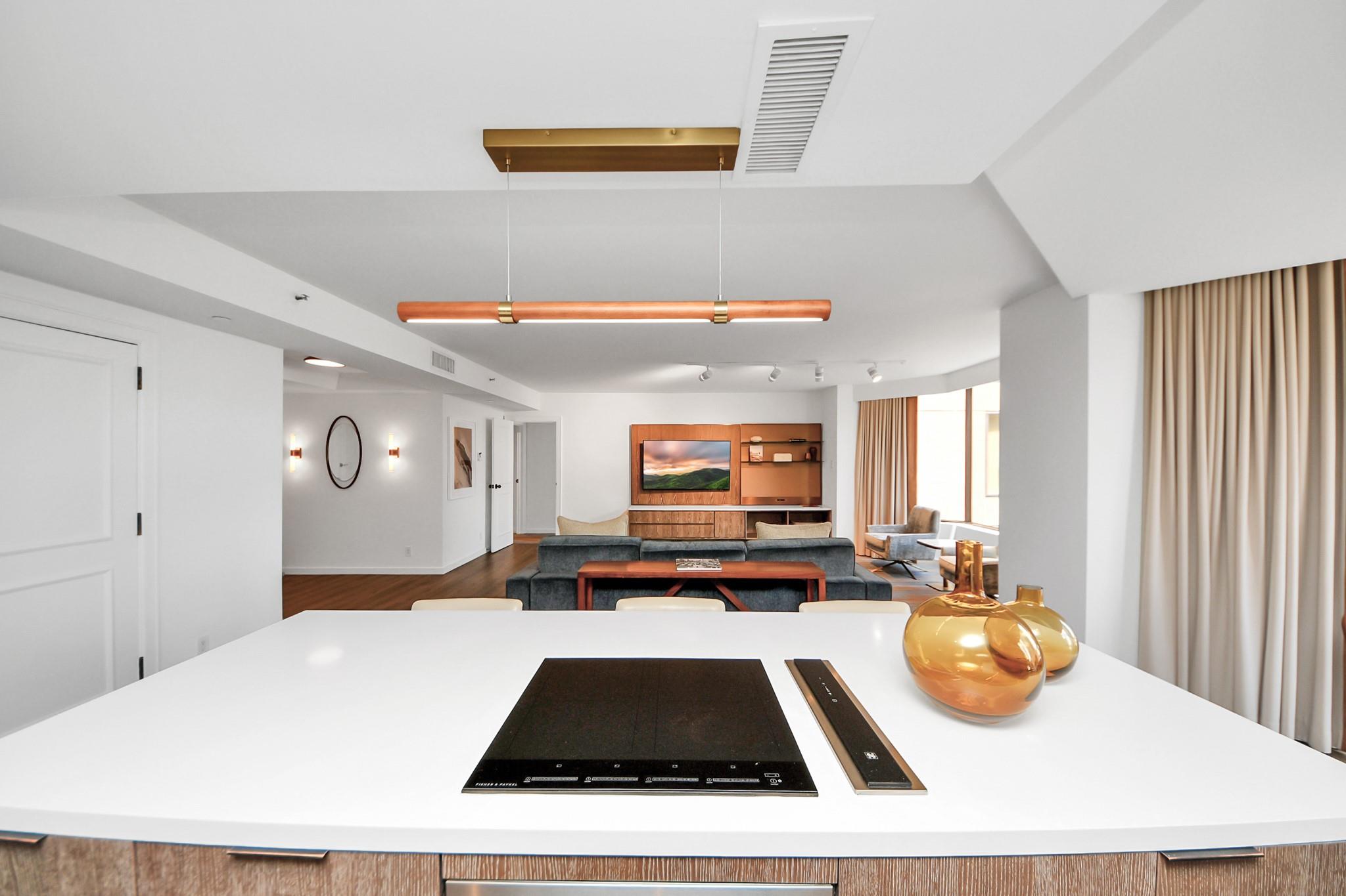 1300 Lamar Street # S9