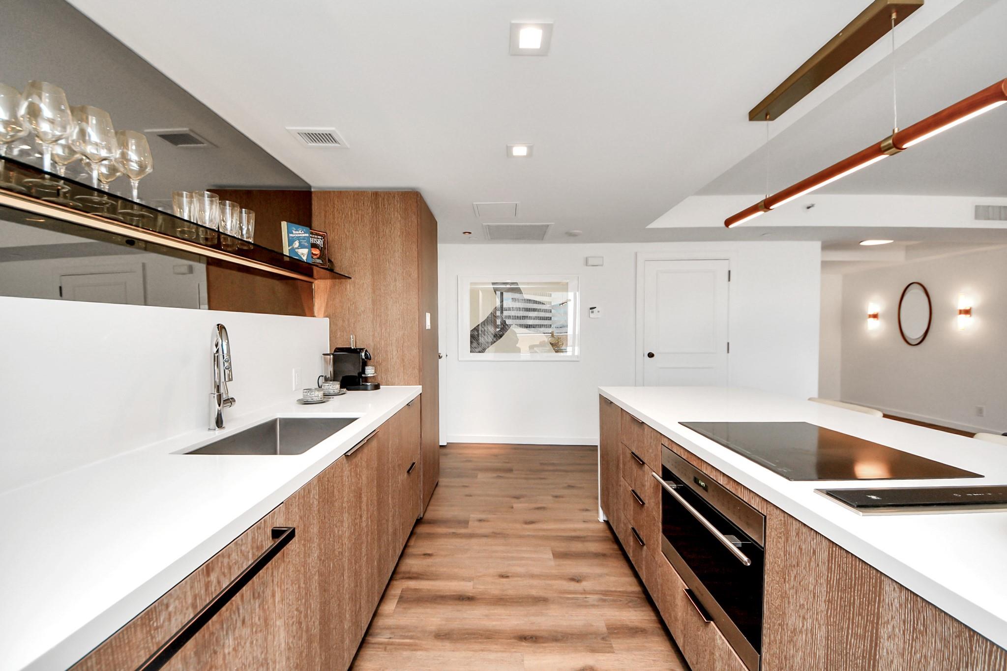 1300 Lamar Street # S9