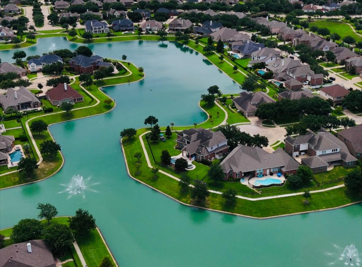 8707 Crossriver Lane