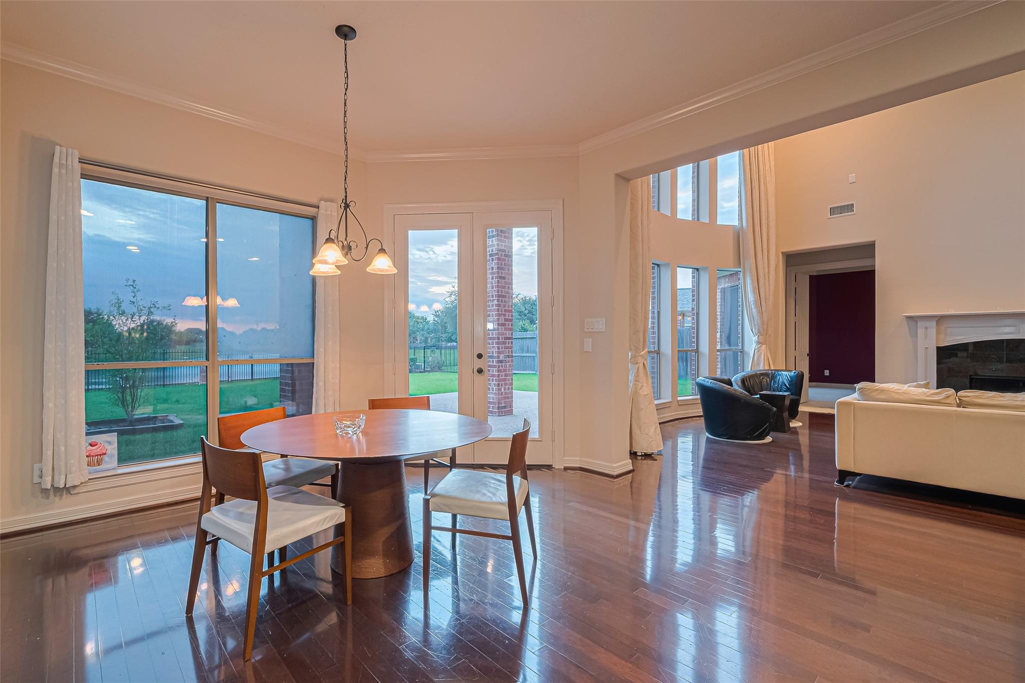 8707 Crossriver Lane