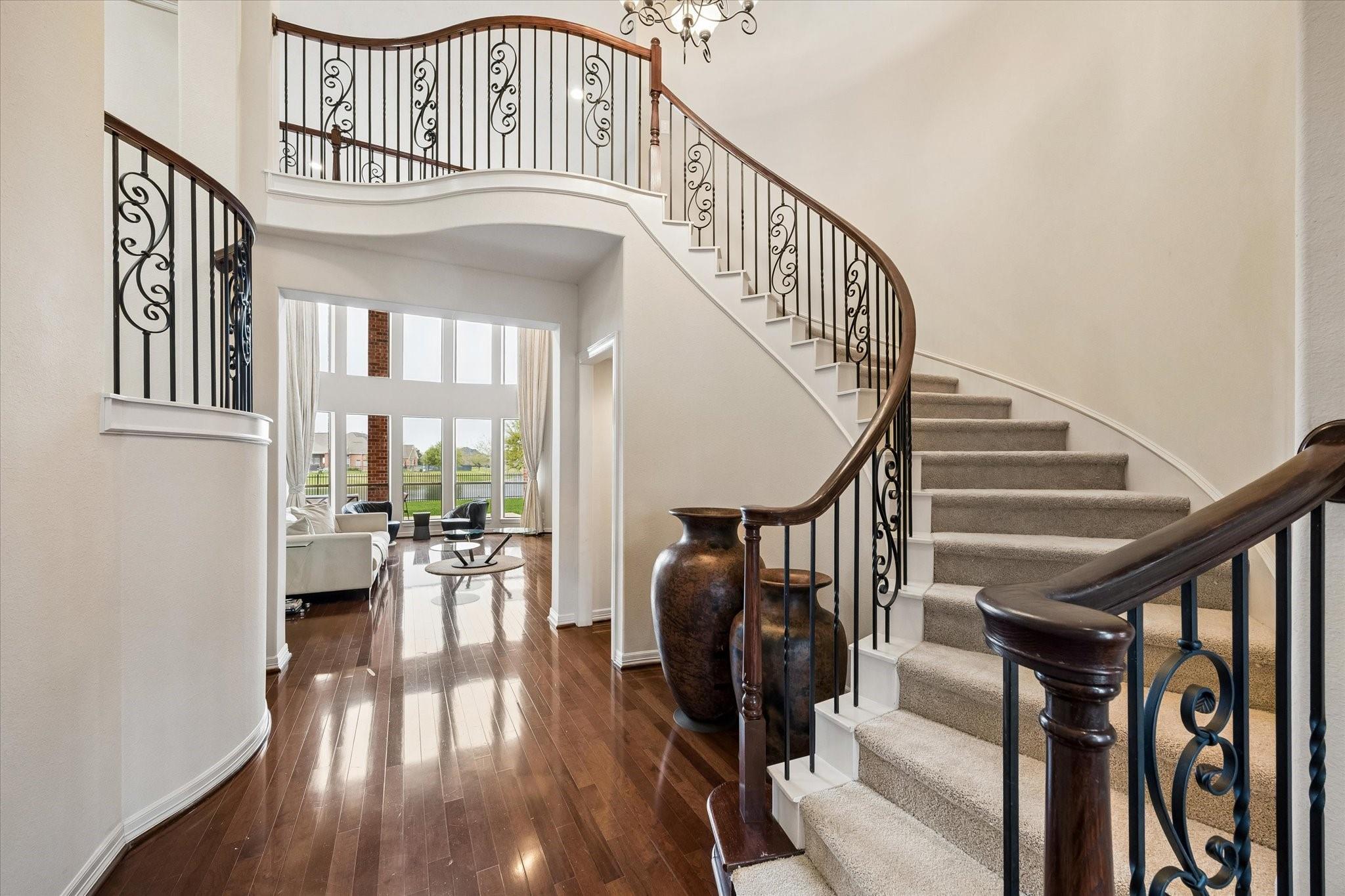 8707 Crossriver Lane