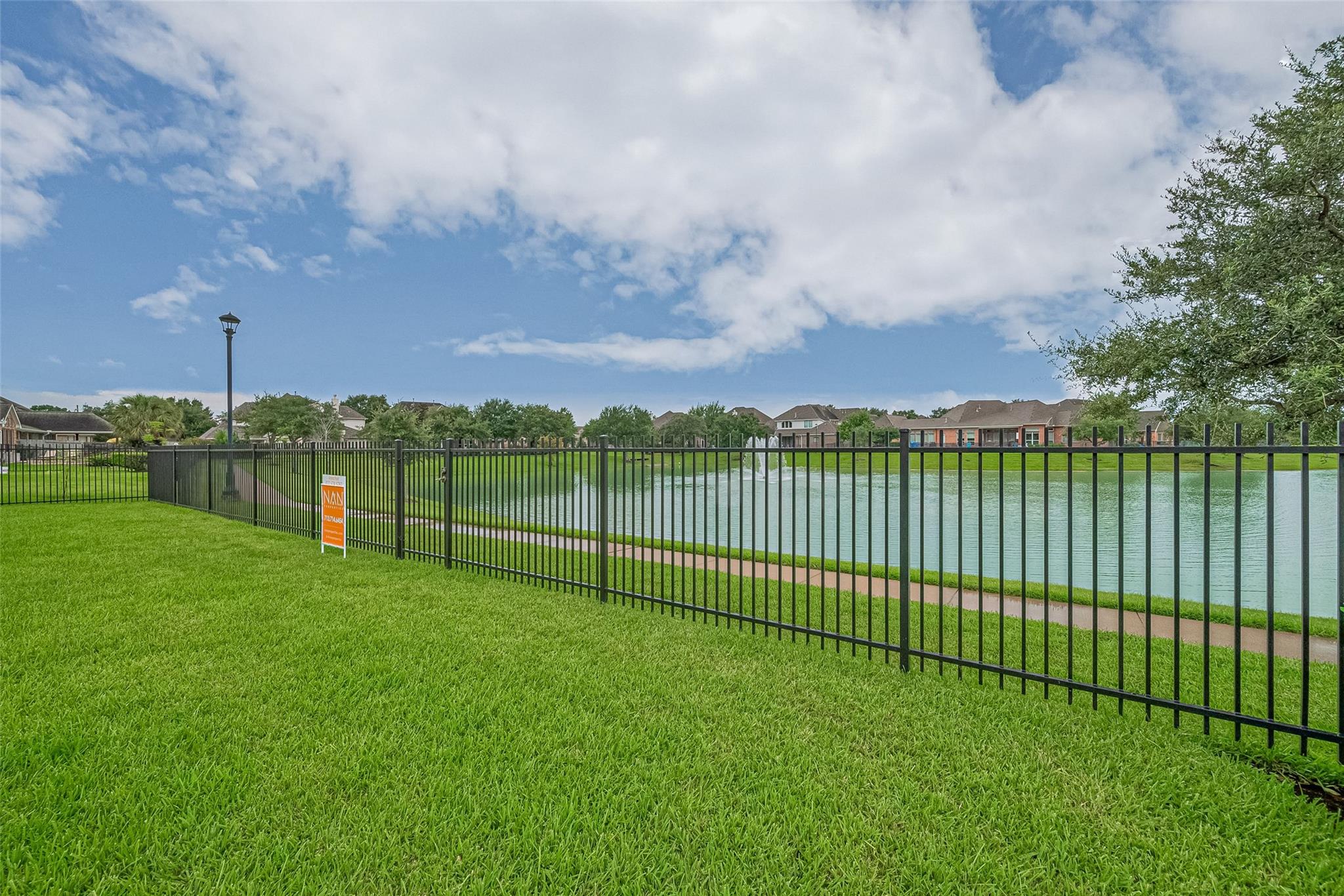 8707 Crossriver Lane