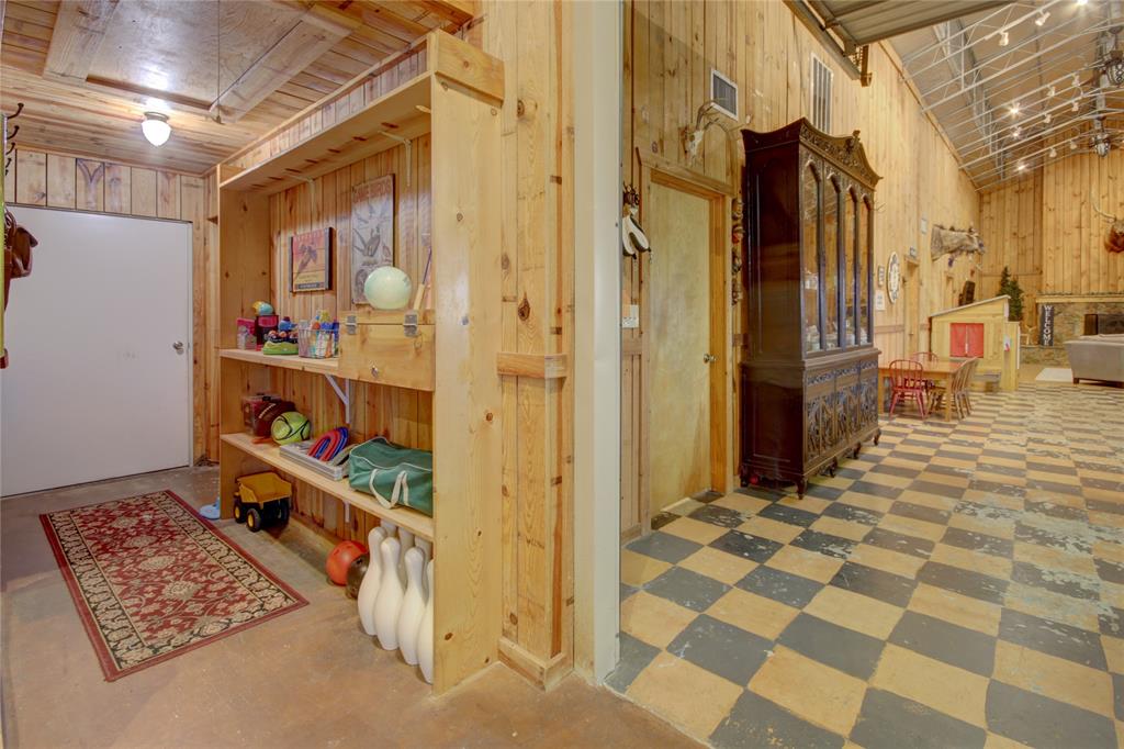 5829 County Road 18