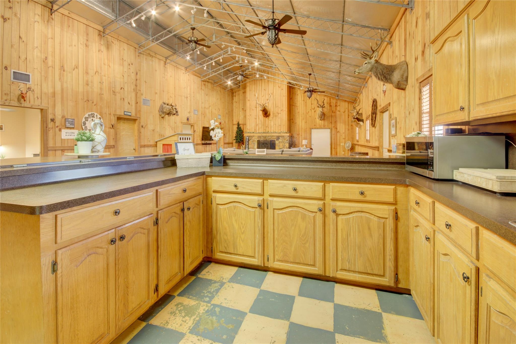 5829 County Road 18