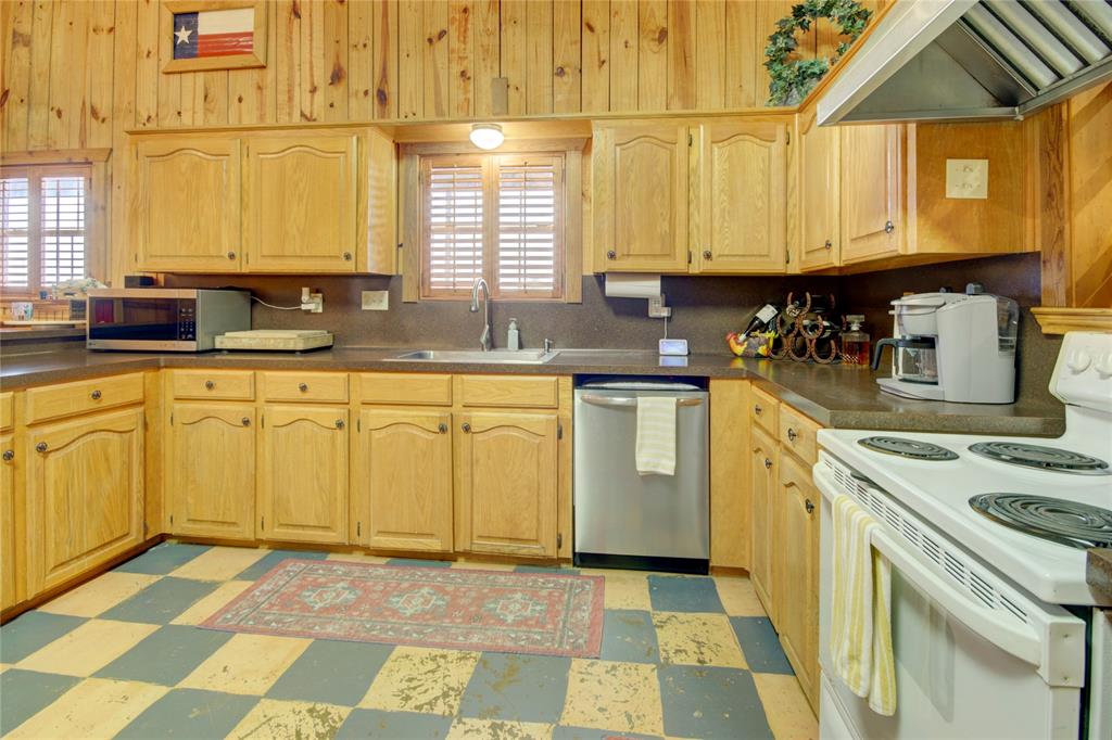 5829 County Road 18