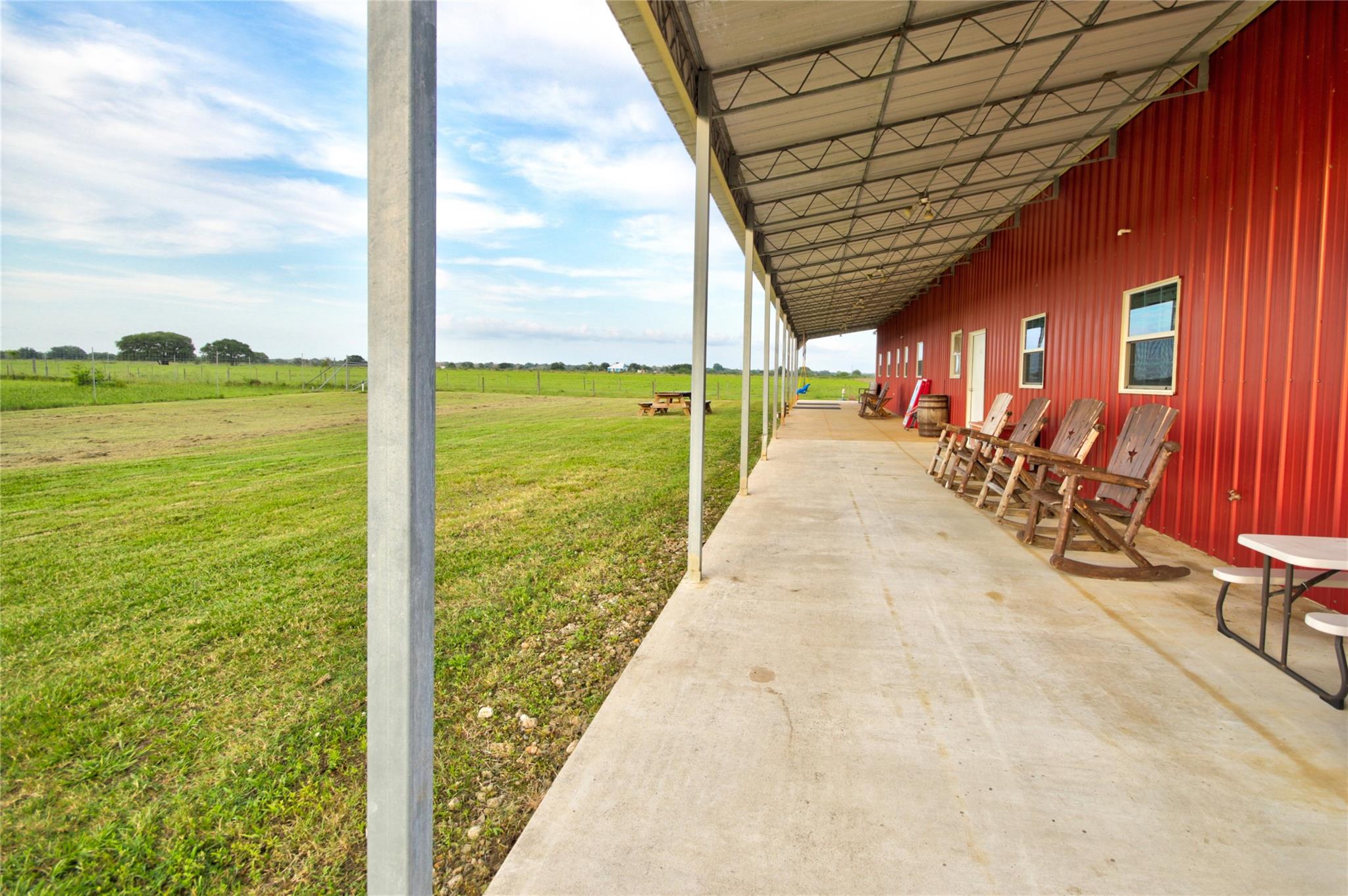 5829 County Road 18