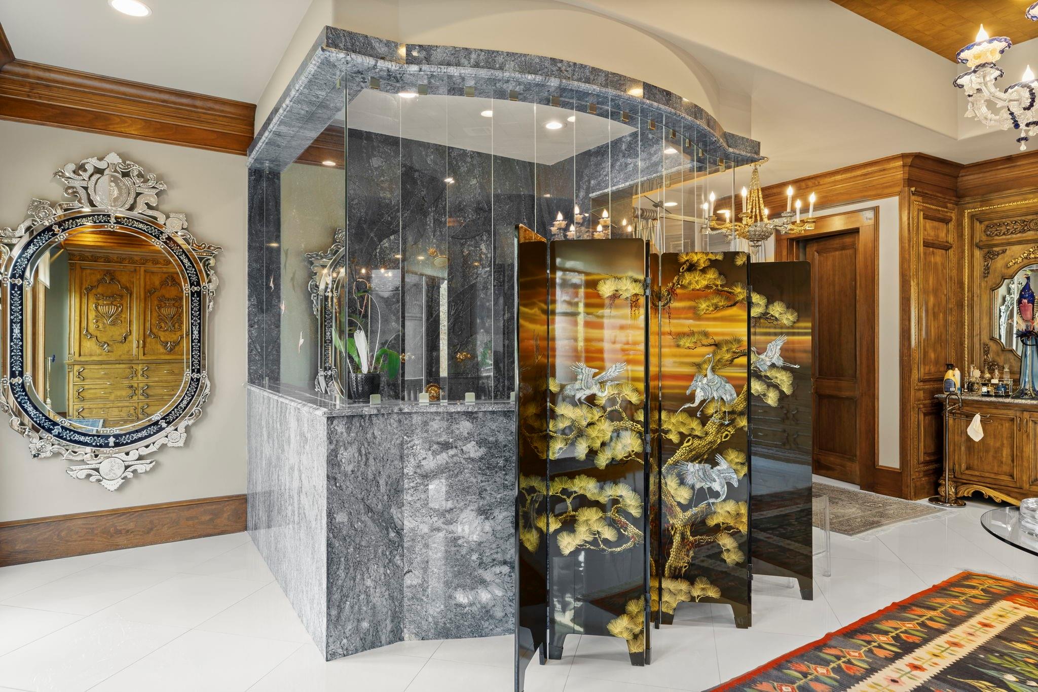 6 W Rivercrest Drive