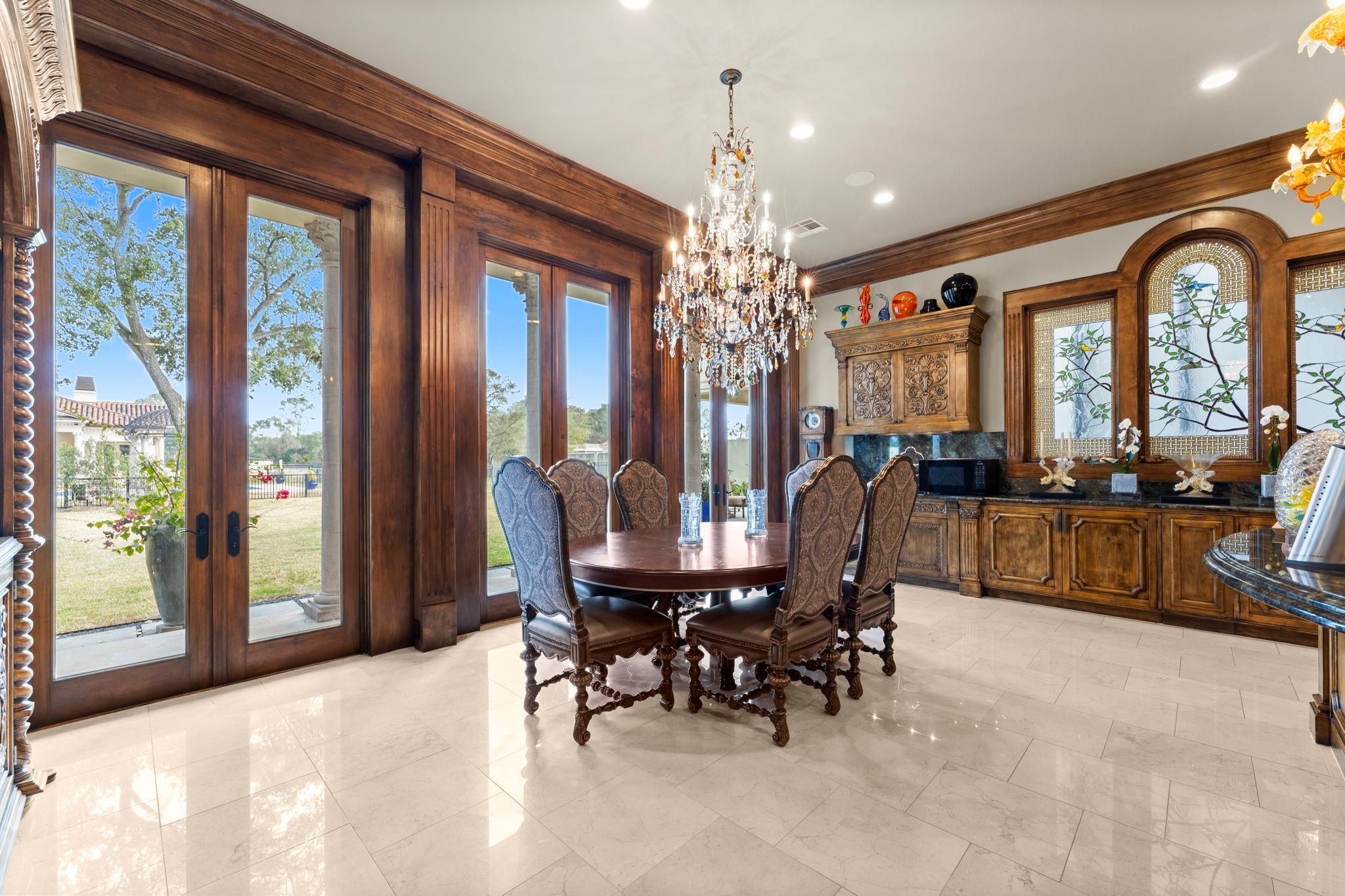 6 W Rivercrest Drive