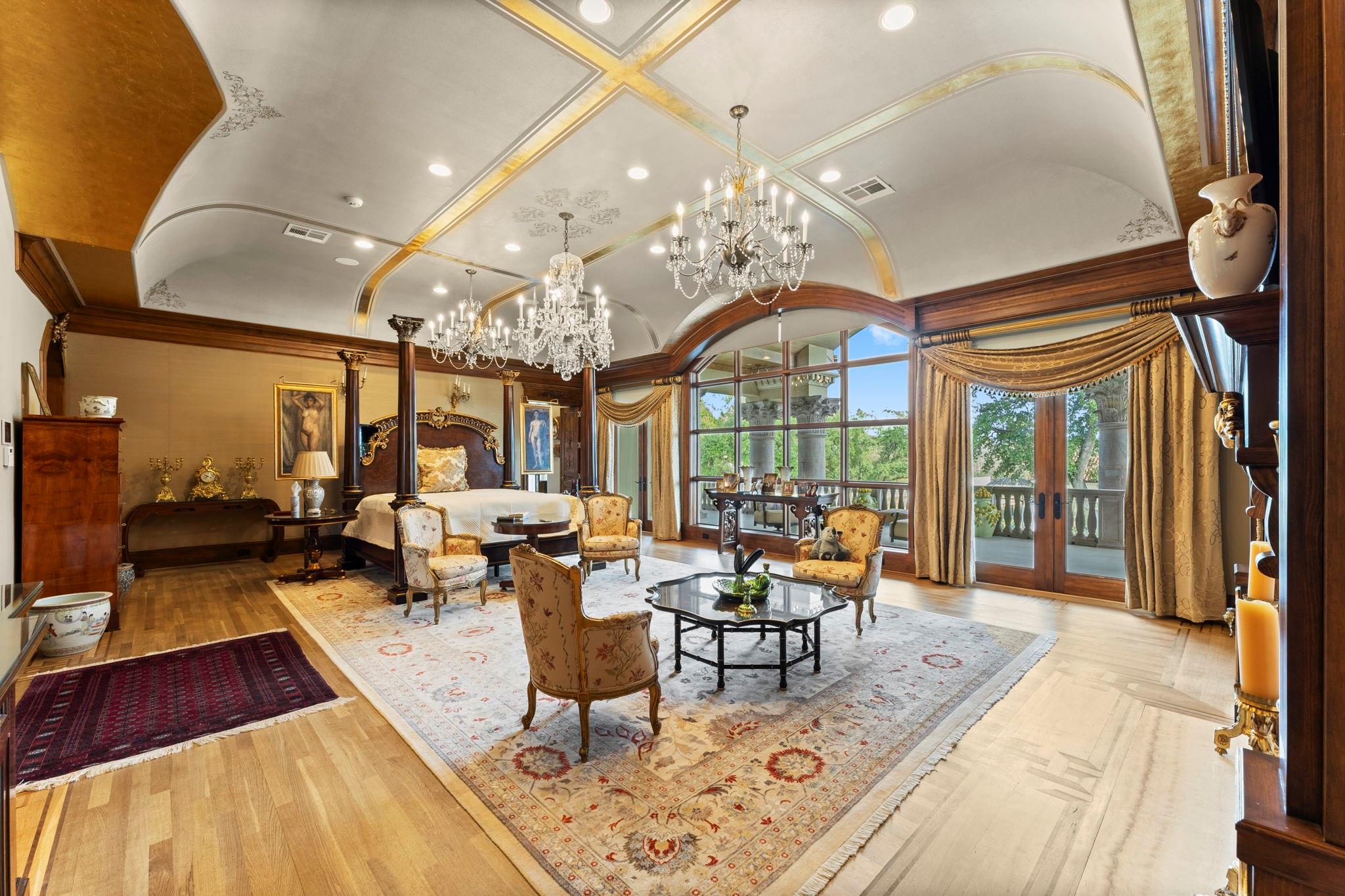 6 W Rivercrest Drive