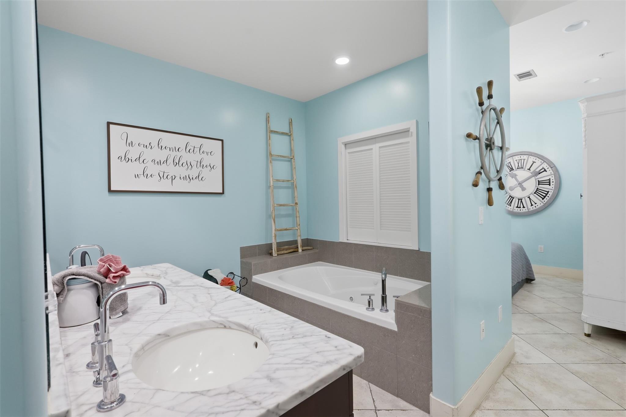 10327 Termini San Luis Pass Road # 407
