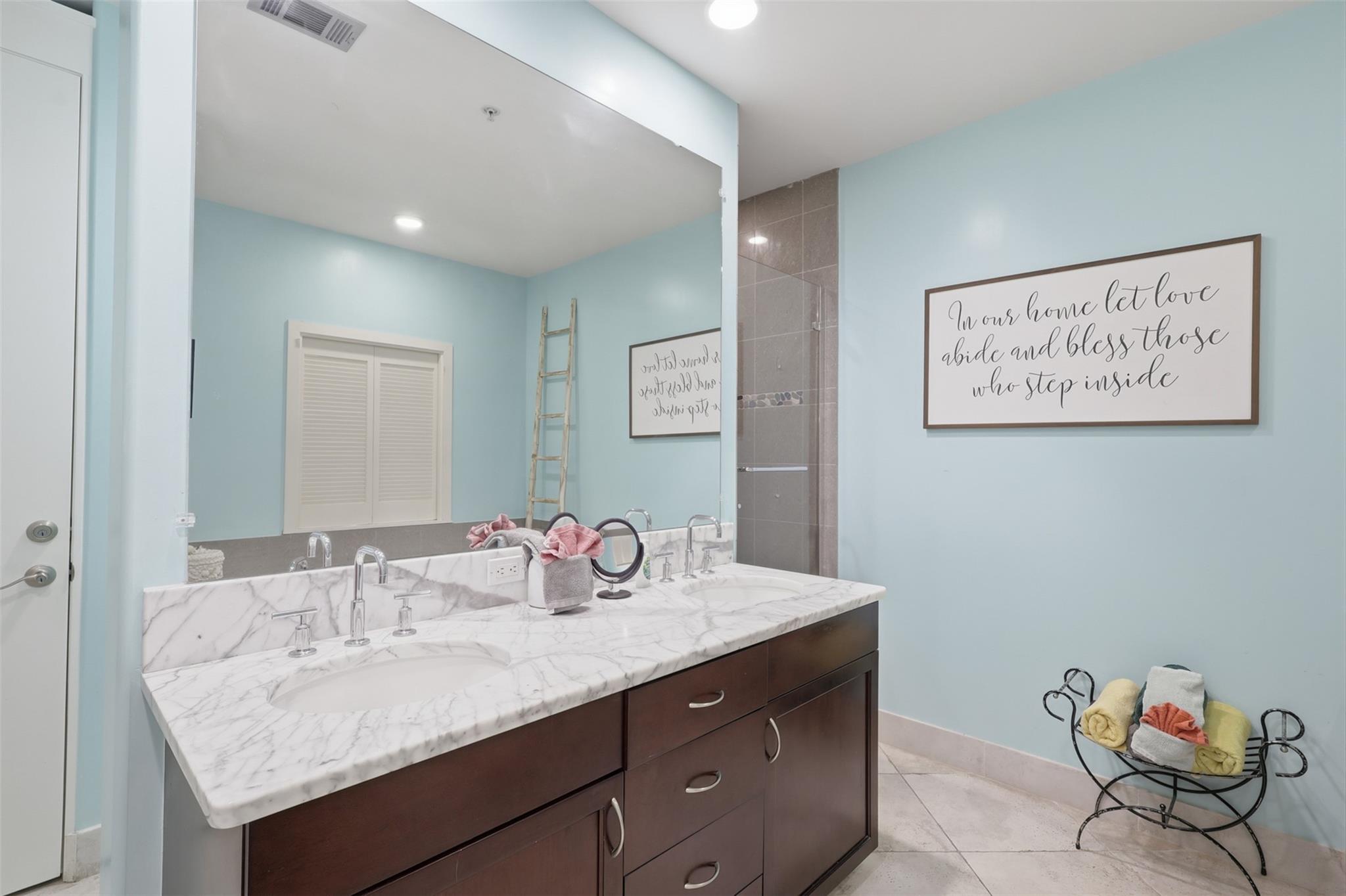 10327 Termini San Luis Pass Road # 407