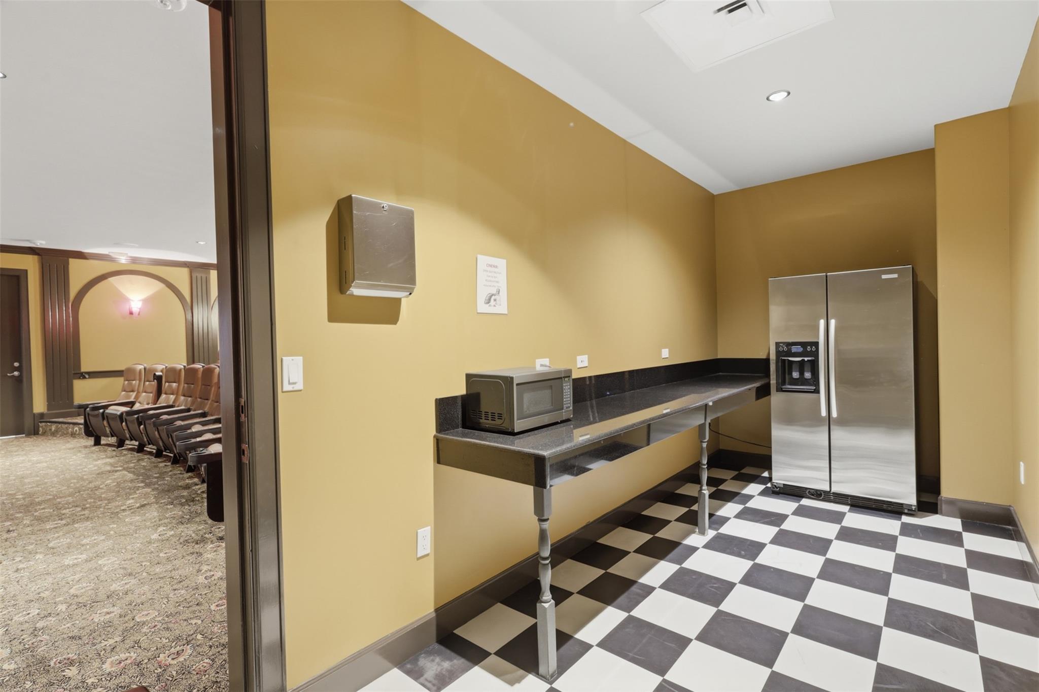 10327 Termini San Luis Pass Road # 407