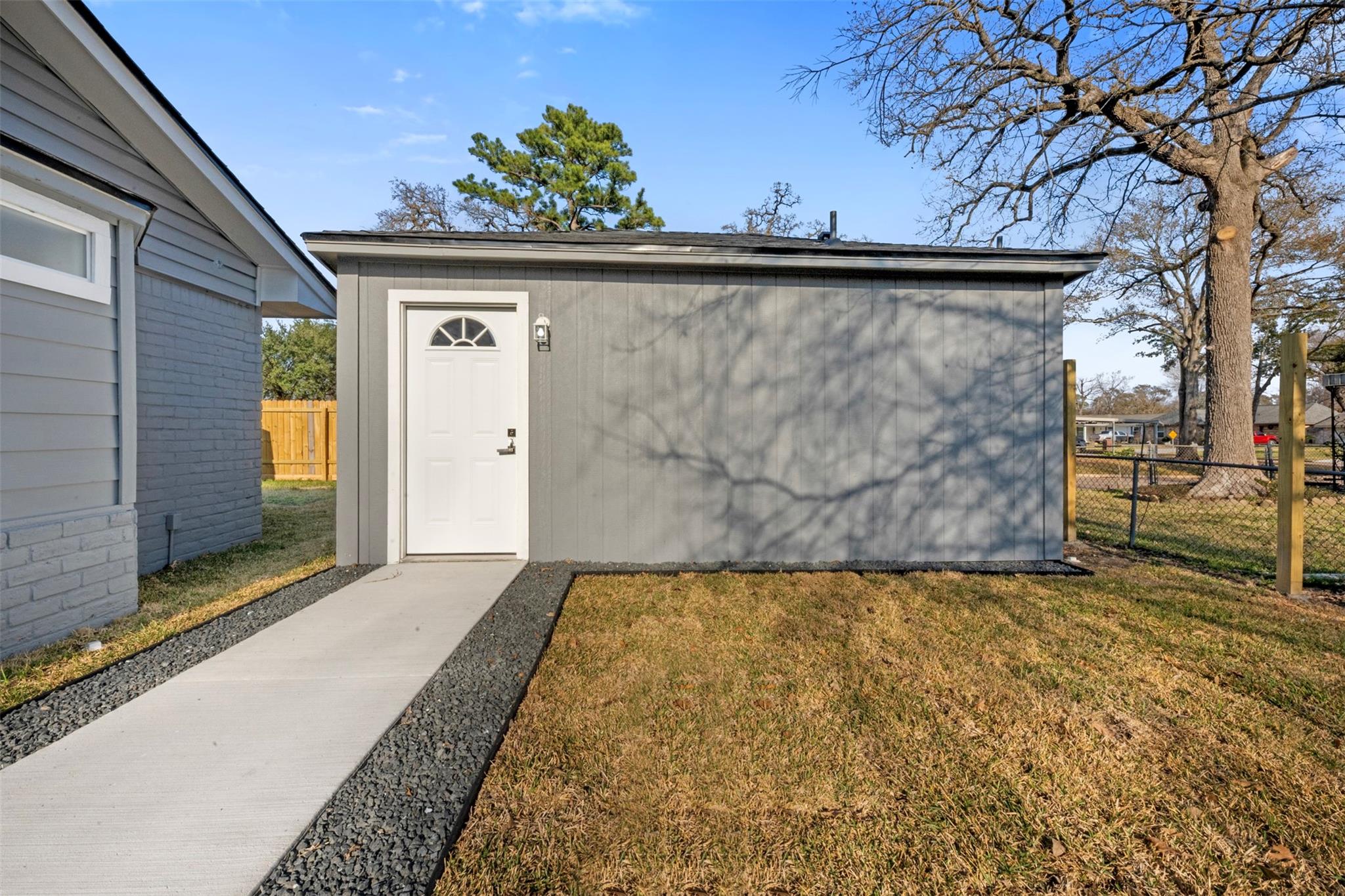 6403 Acorn Forest Drive