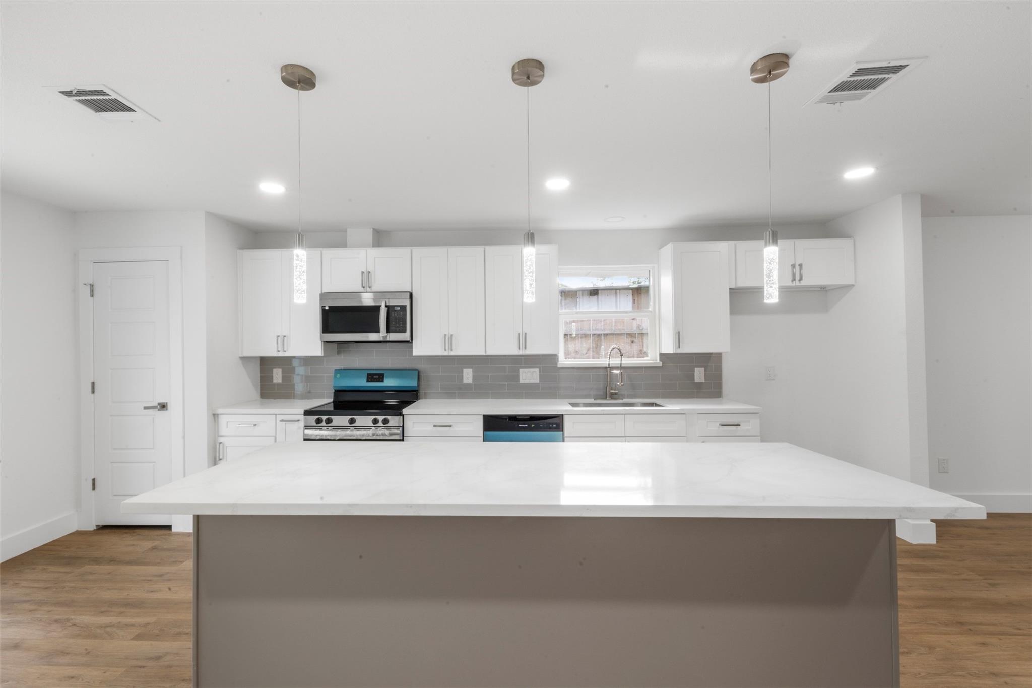 6403 Acorn Forest Drive