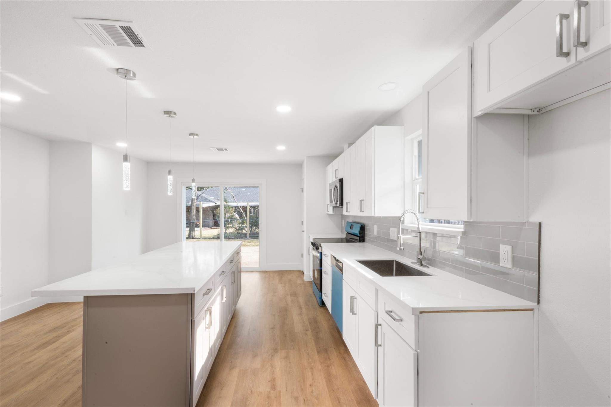 6403 Acorn Forest Drive