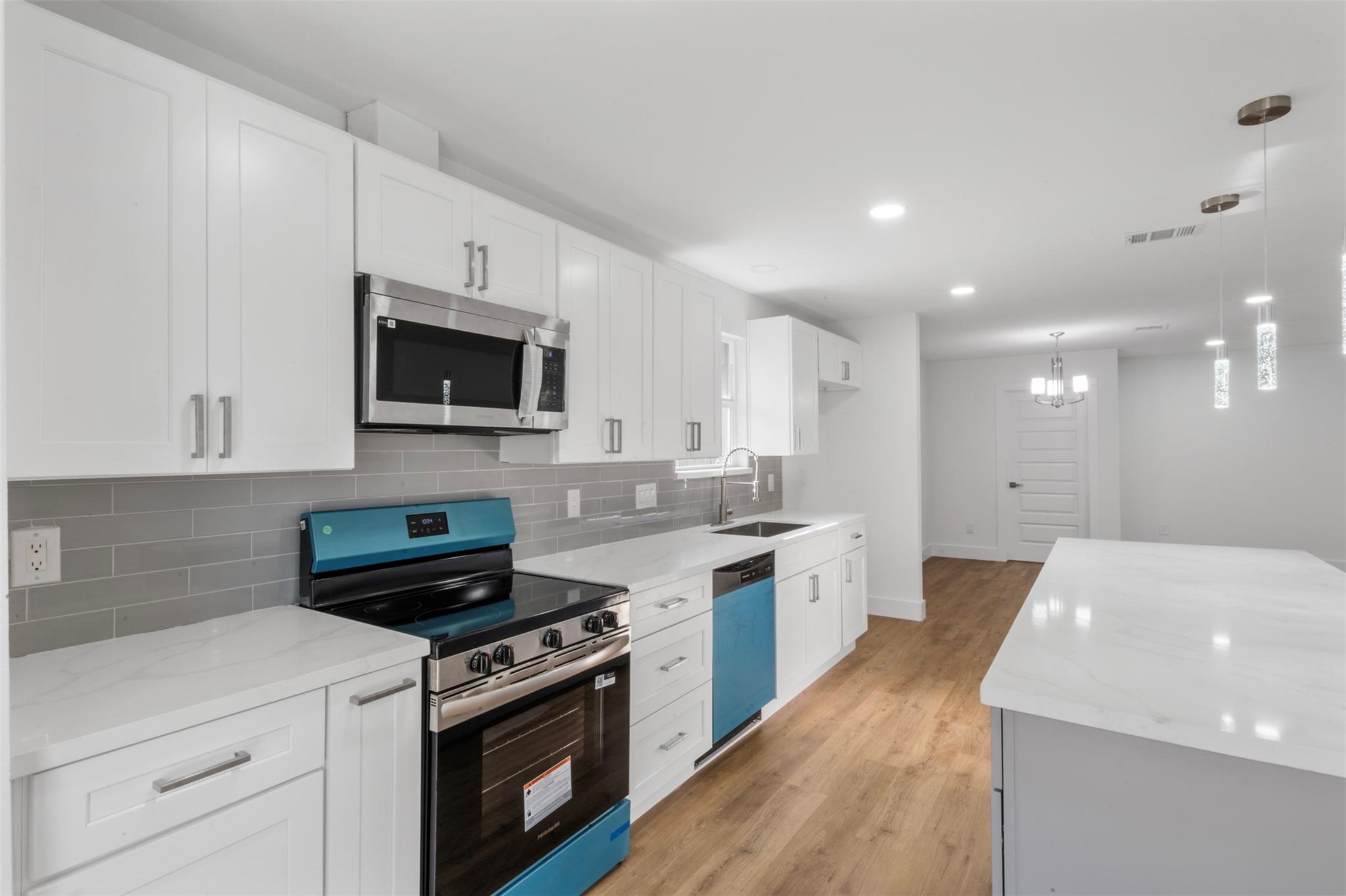 6403 Acorn Forest Drive