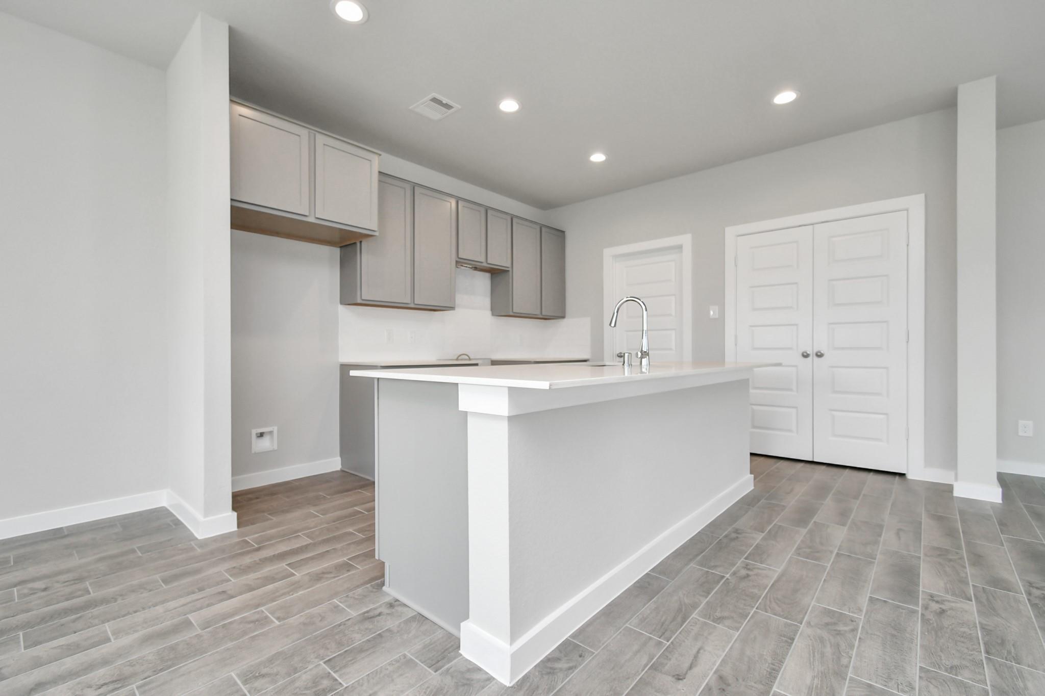 18550 Athena Flower Drive