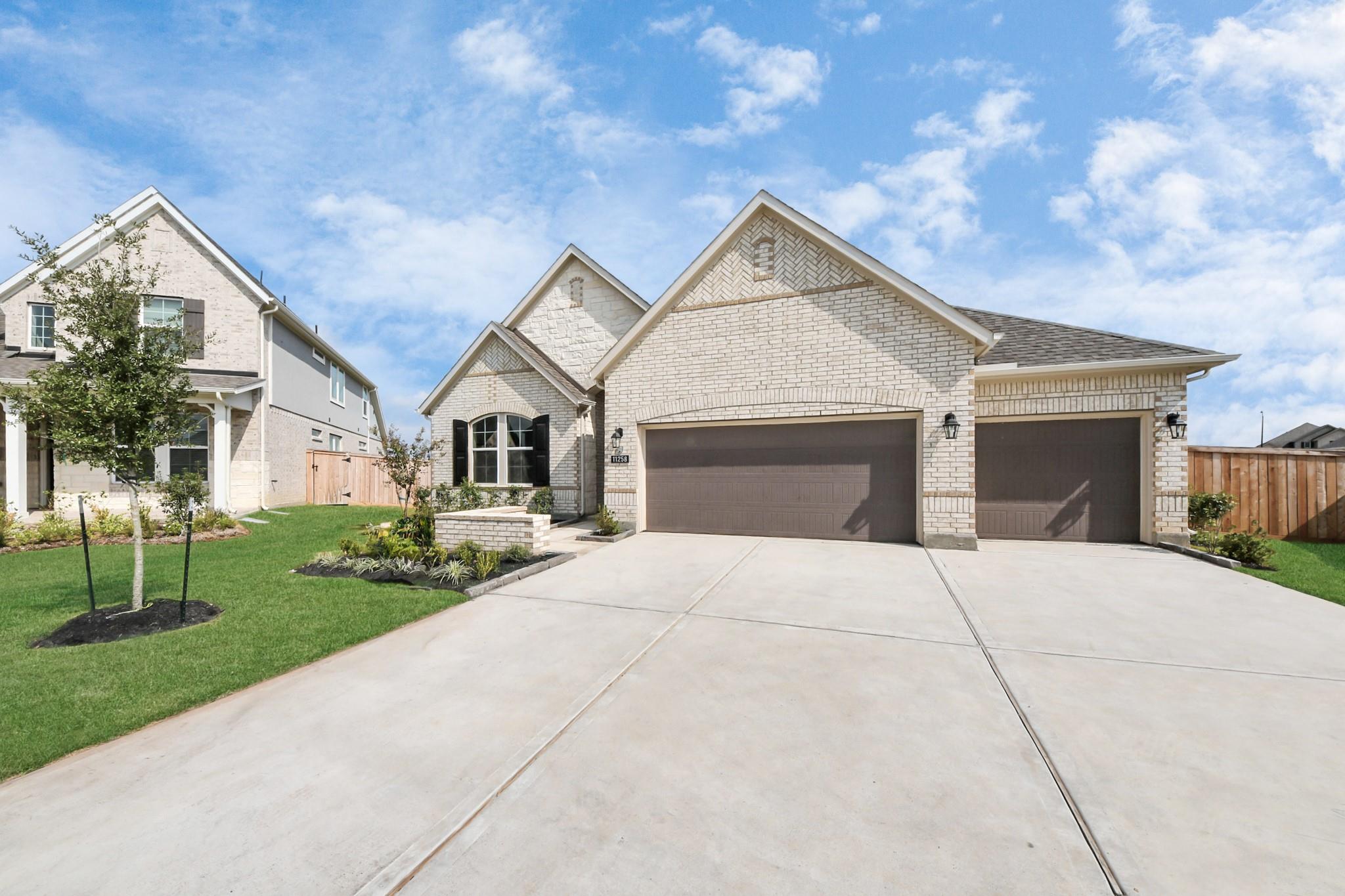 11258 Tropical Forest Way, Cypress