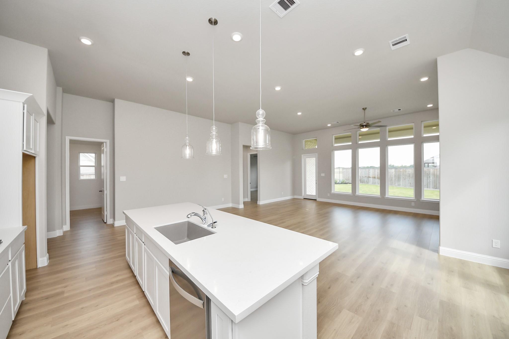 11258 Tropical Forest Way, Cypress