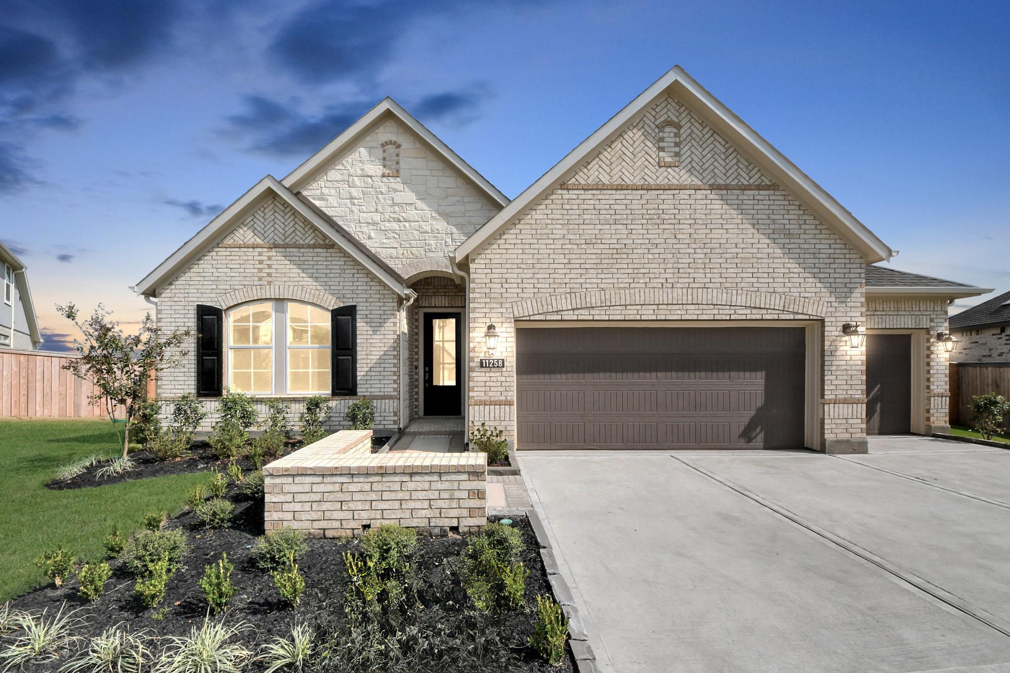 11258 Tropical Forest Way, Cypress