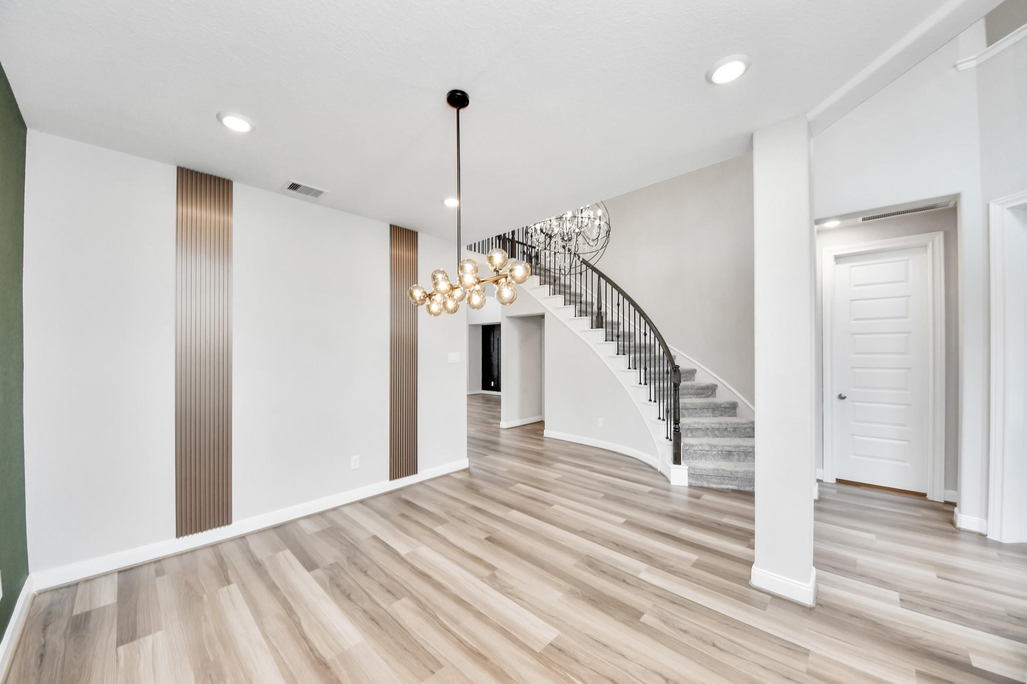 8727 Silver Crest Lane