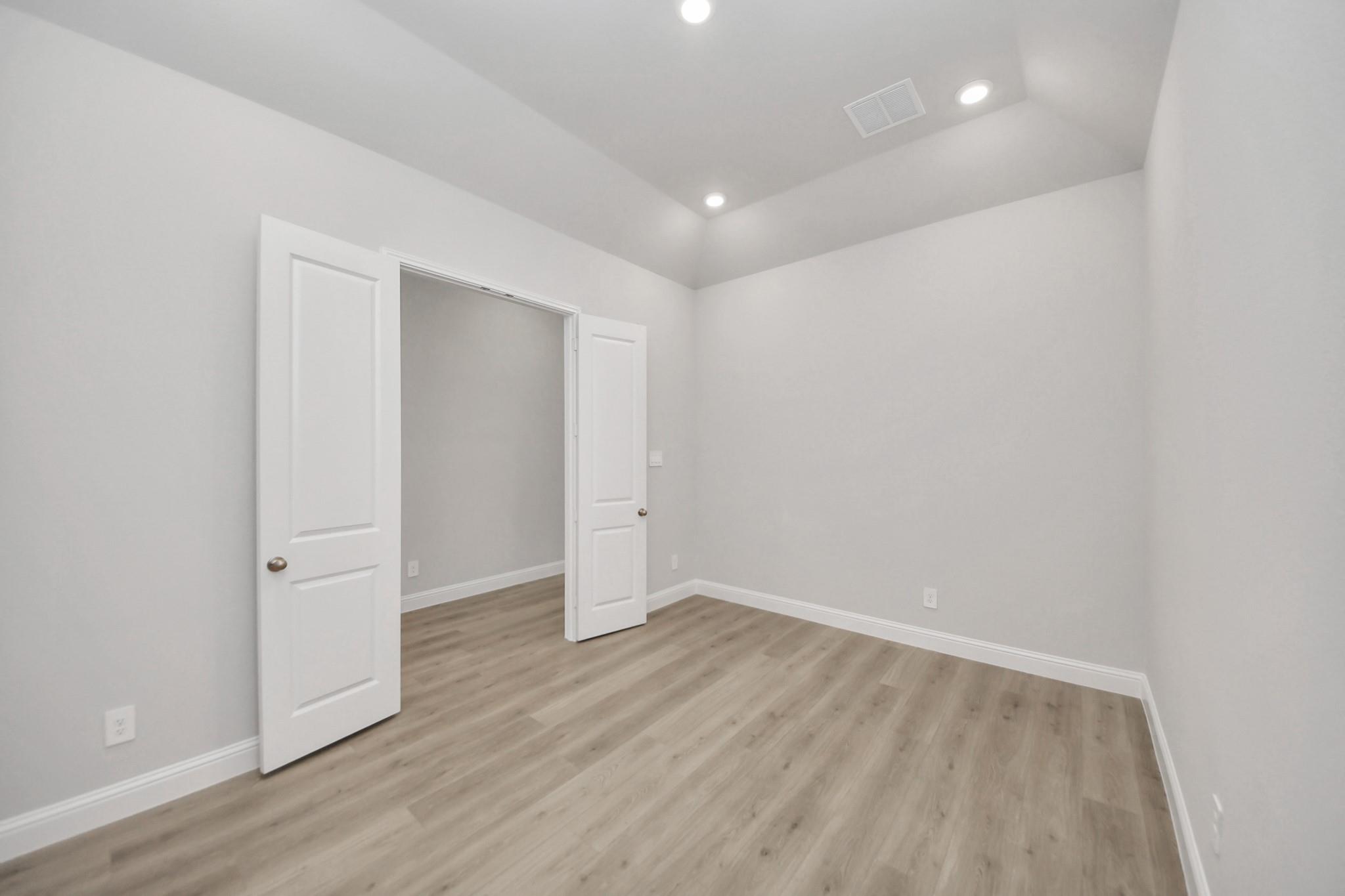 17321 July Moon Lane