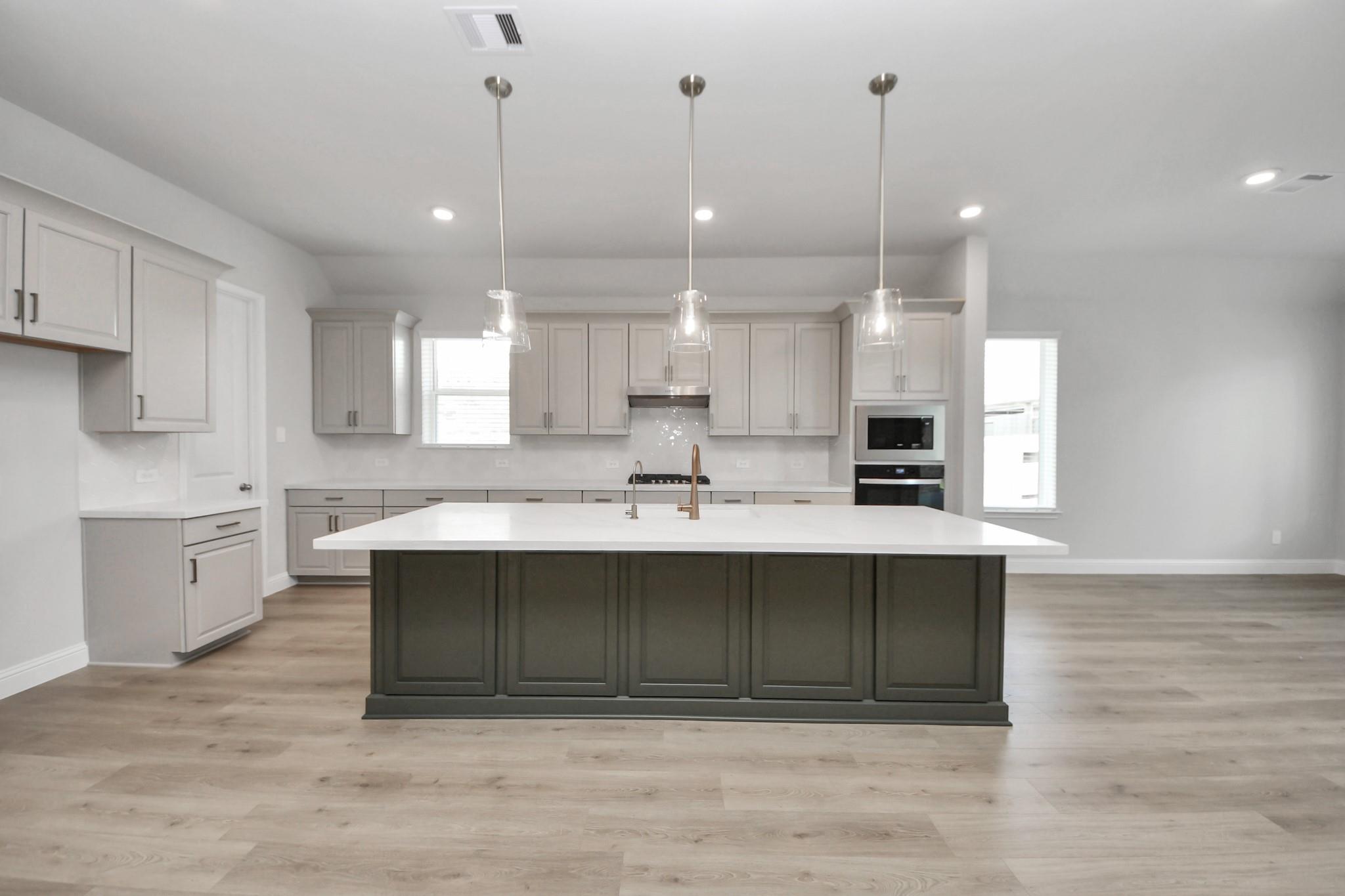 17321 July Moon Lane