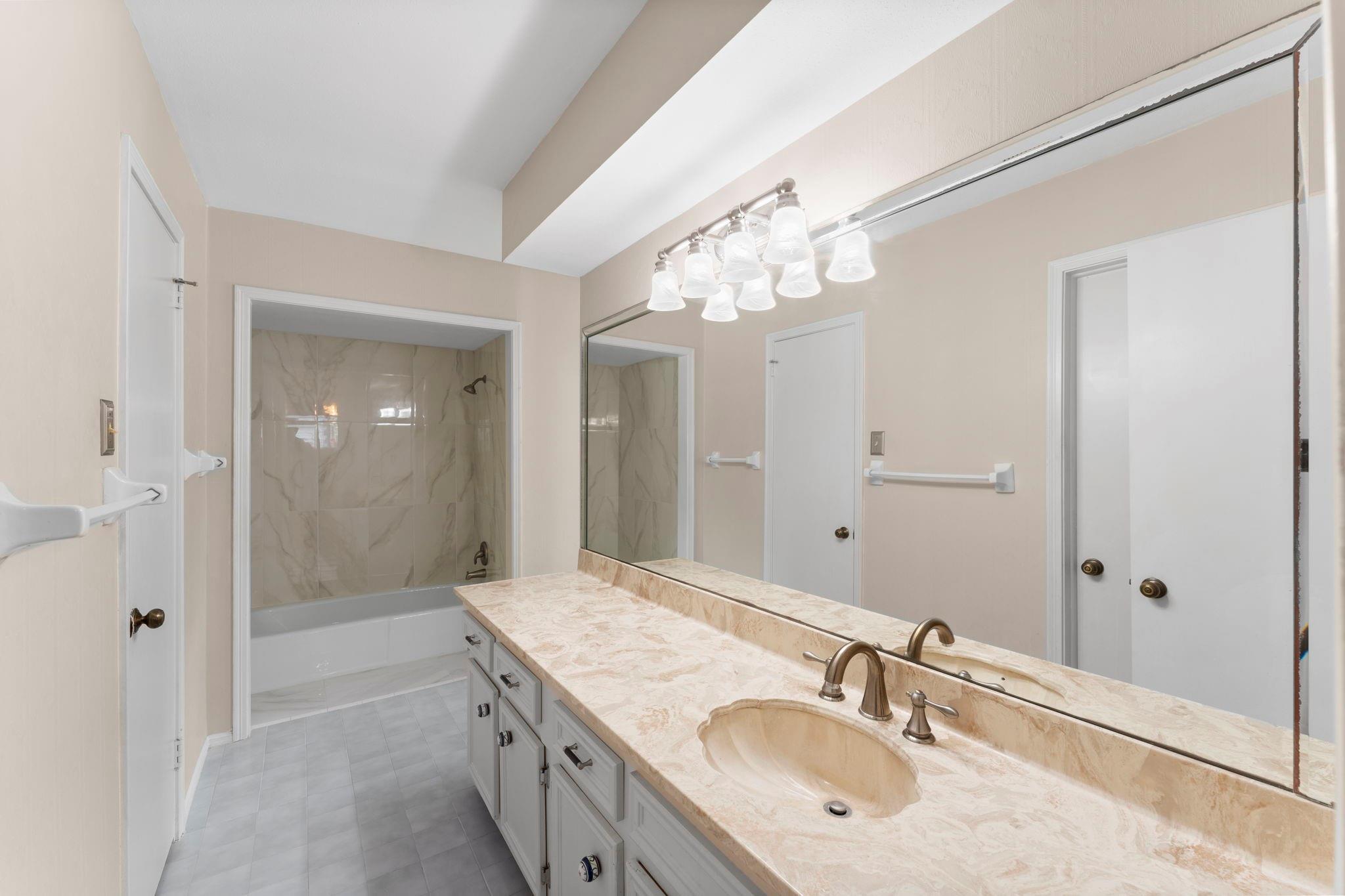 17014 Hill View Lane