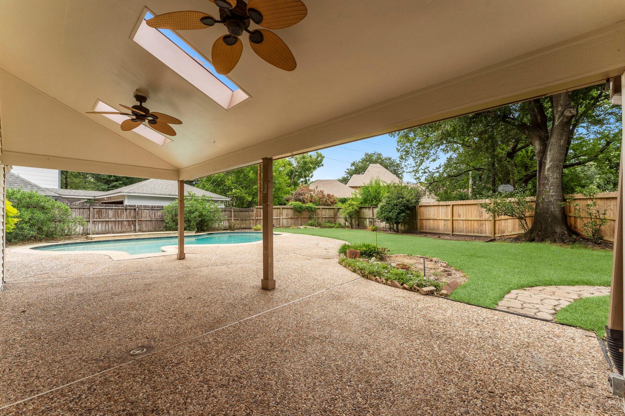 17014 Hill View Lane