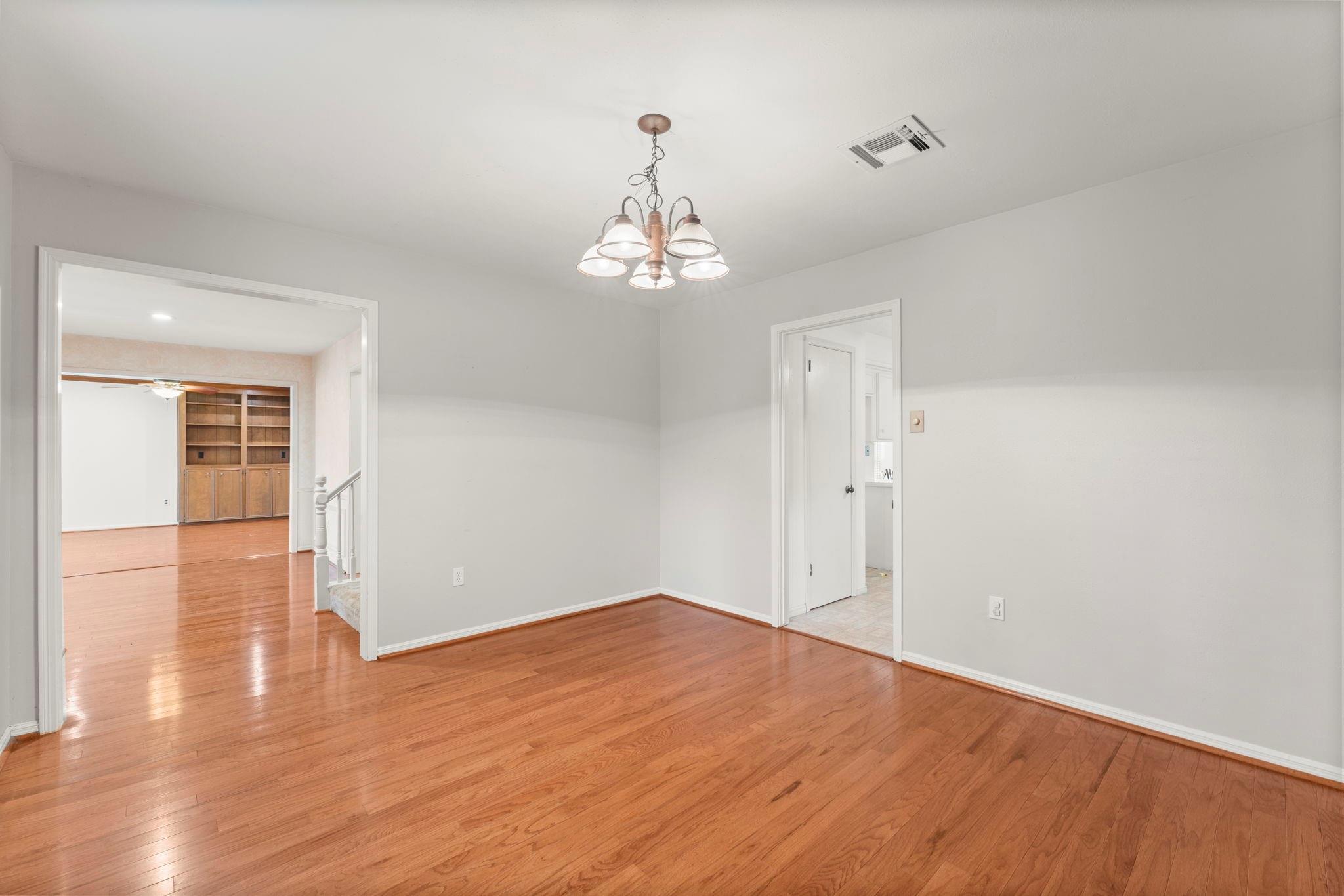 17014 Hill View Lane