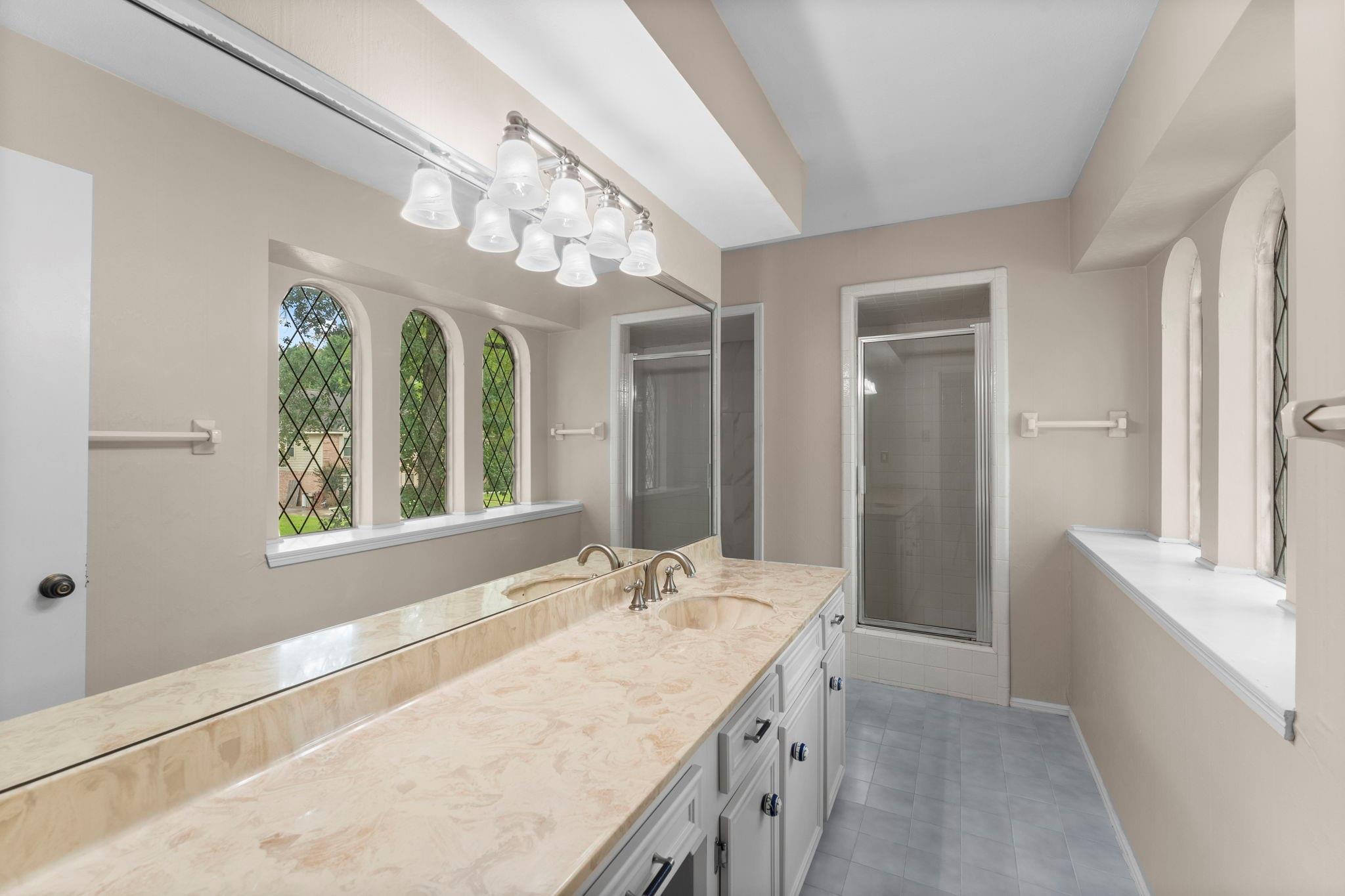 17014 Hill View Lane