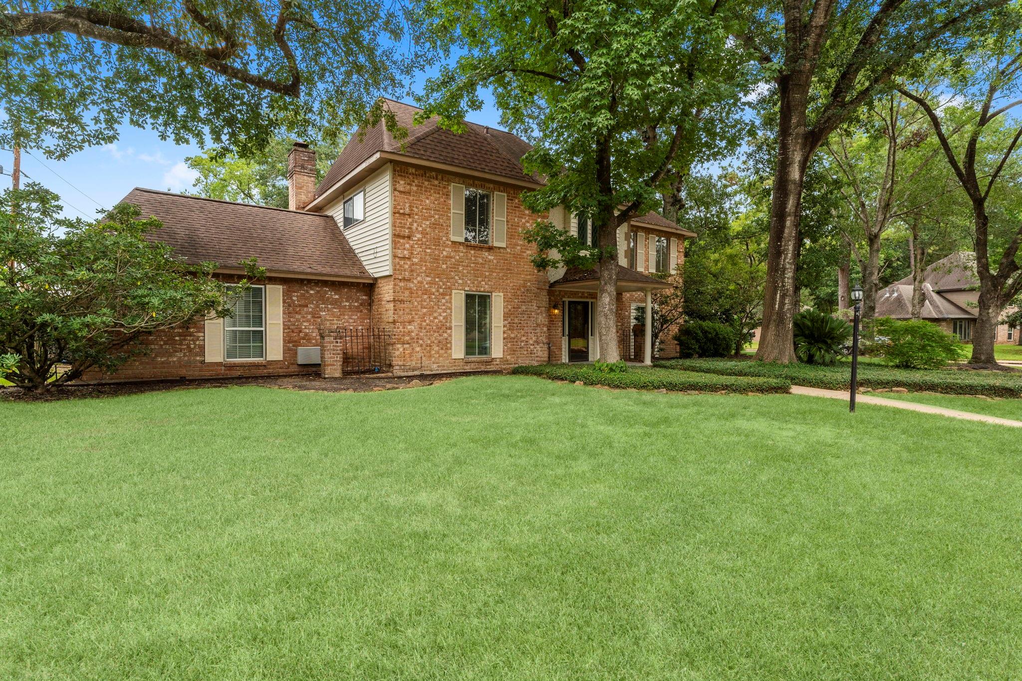 17014 Hill View Lane