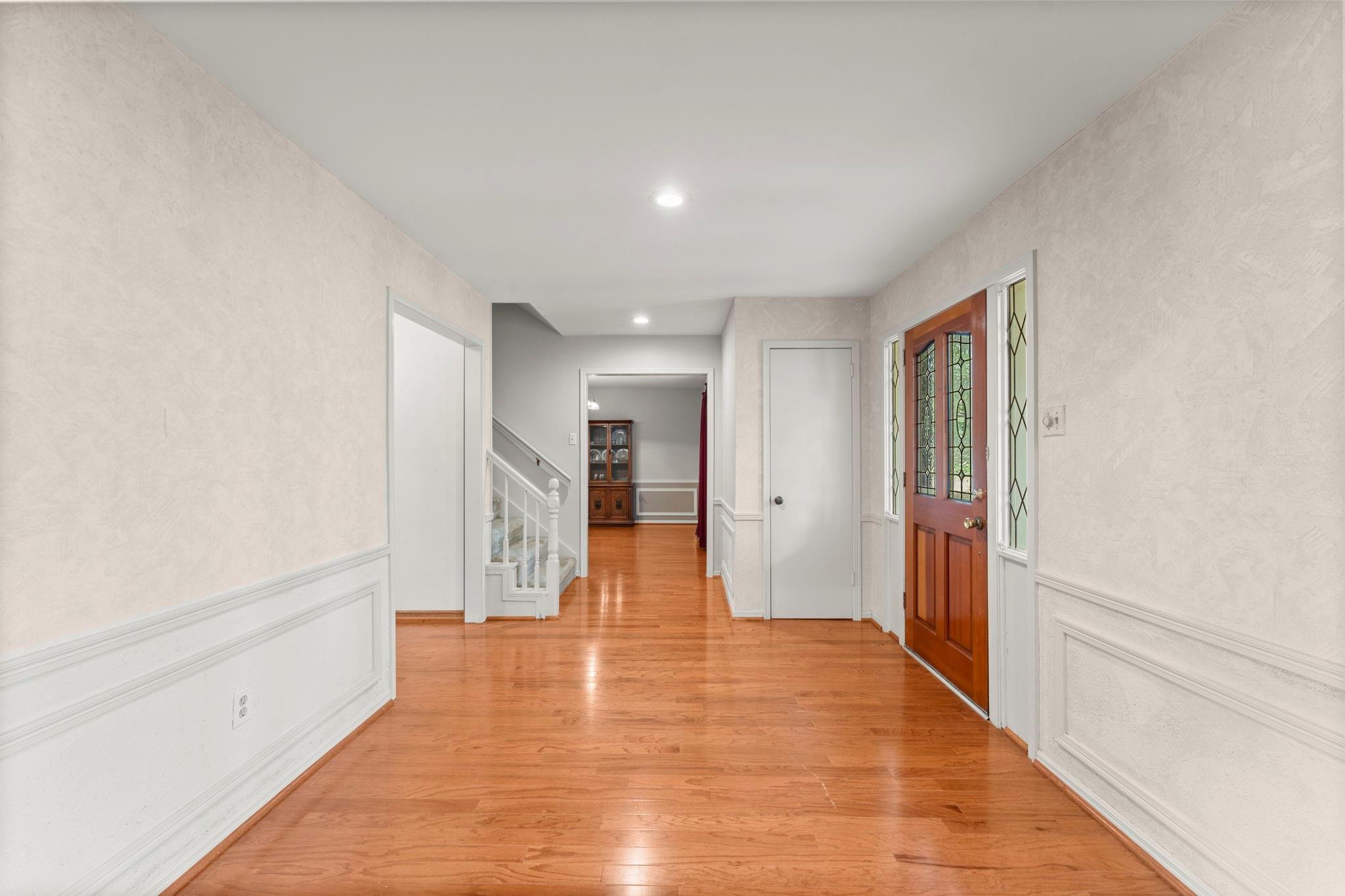 17014 Hill View Lane