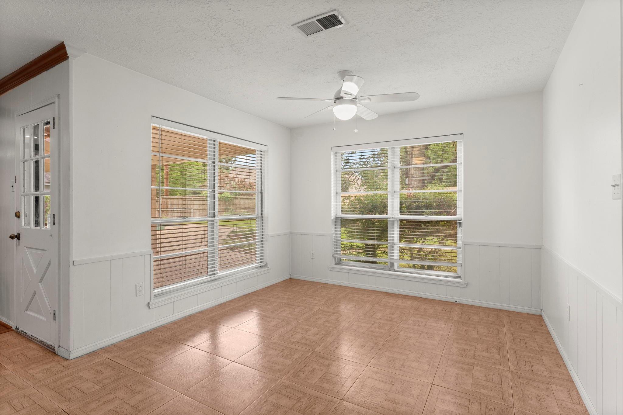 17014 Hill View Lane